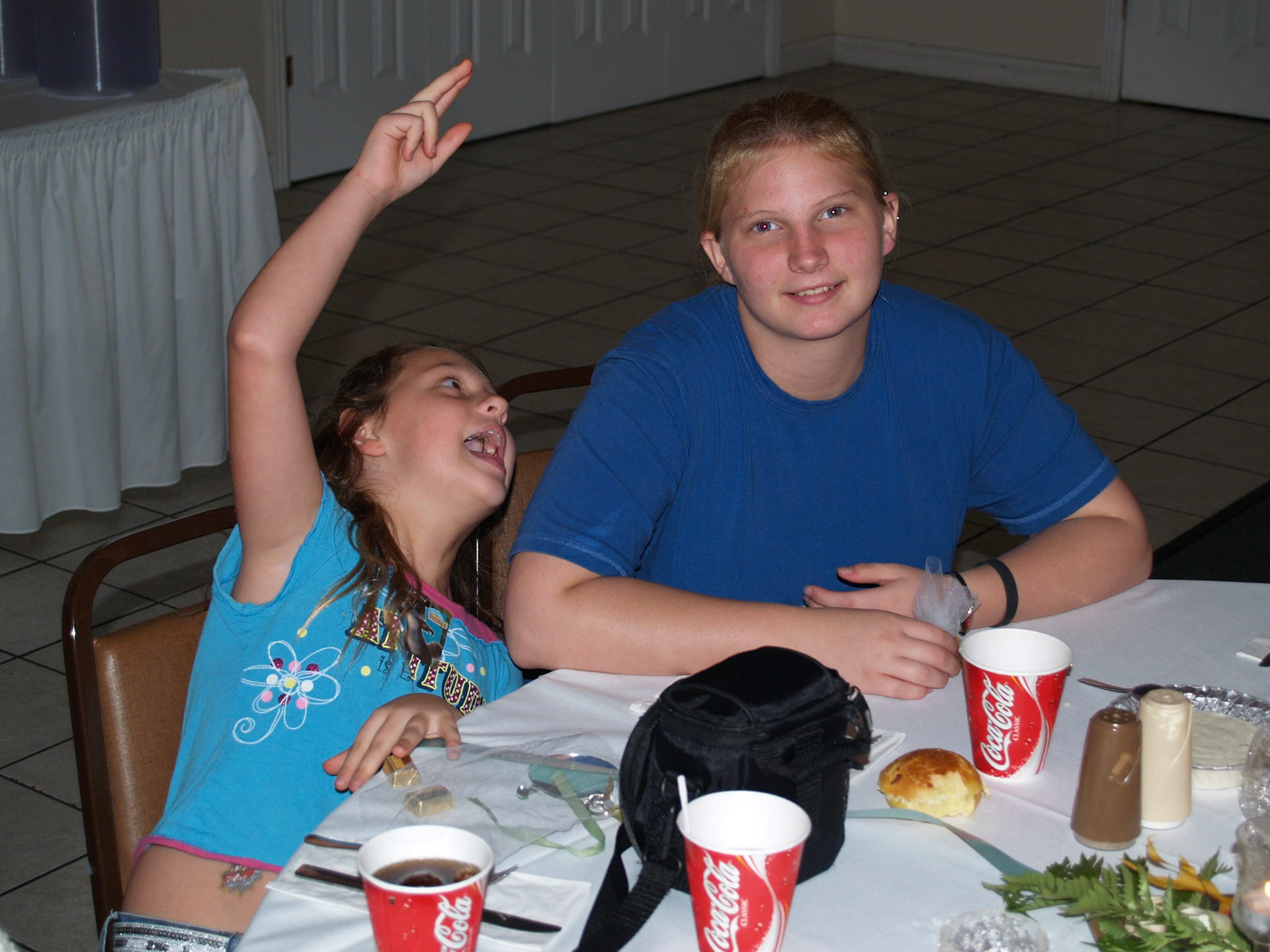 OLYMPUS DIGITAL CAMERA