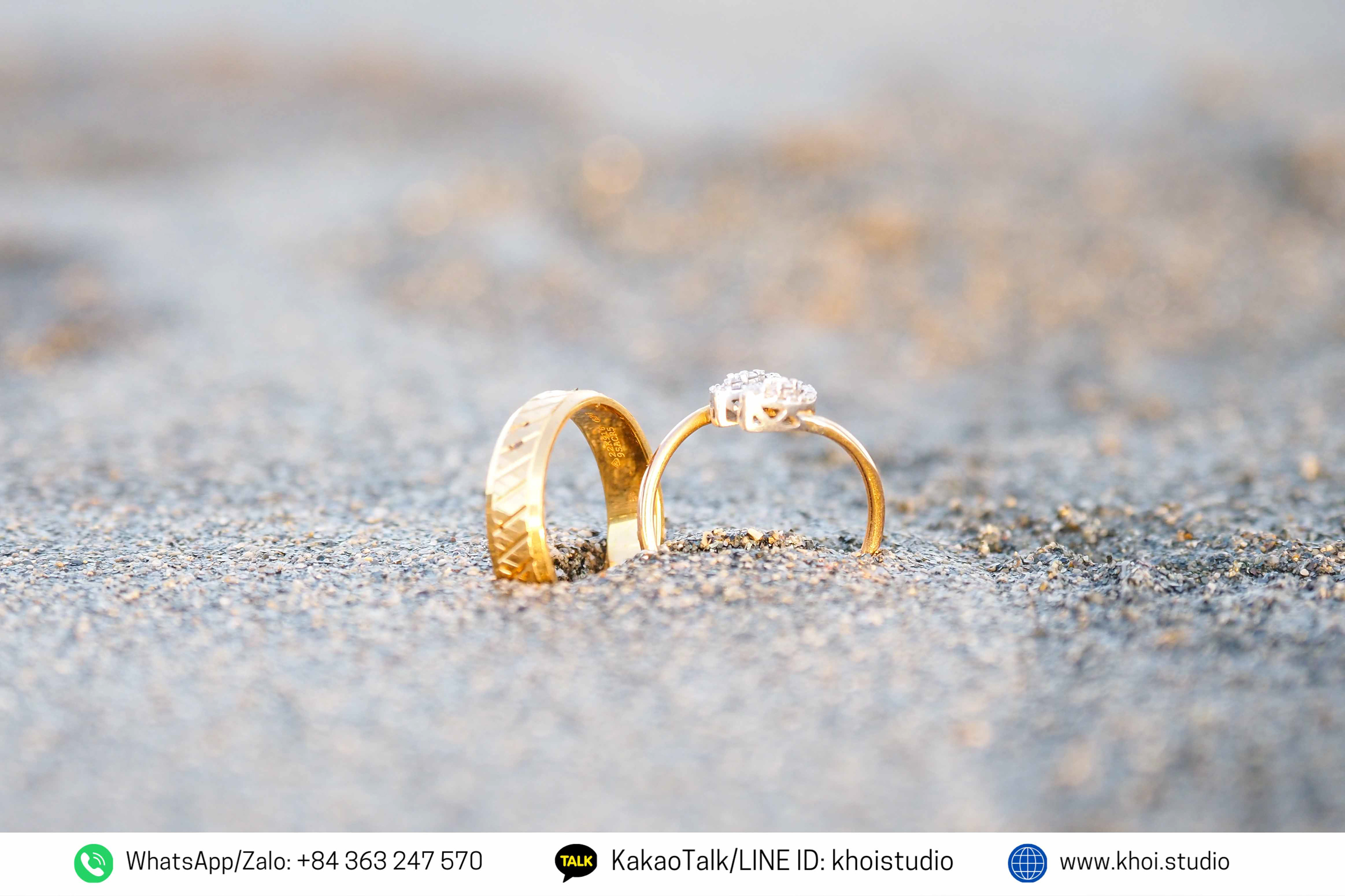 Da Nang Wedding Photography Guide - Da Nang proposal photoshoot