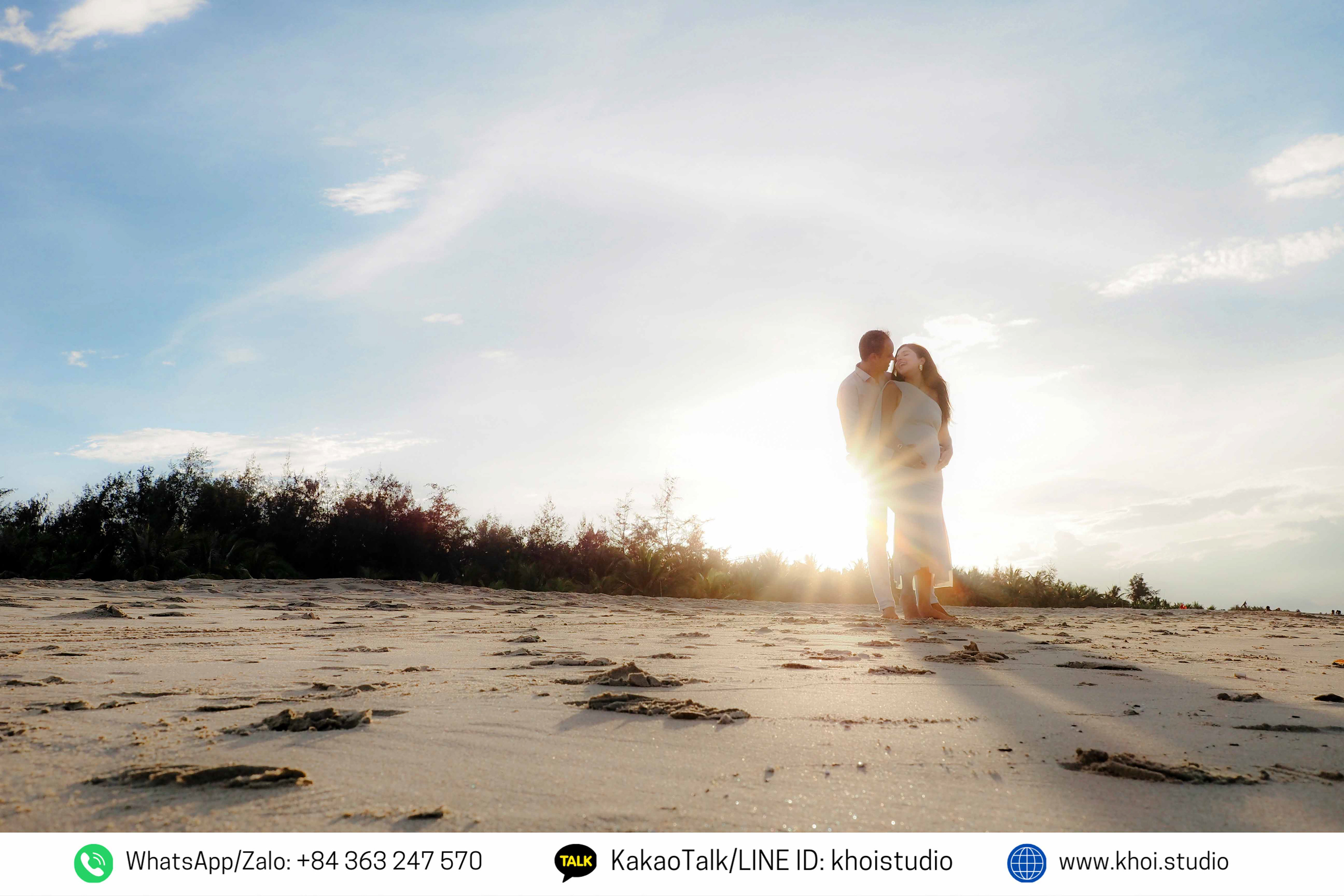 Da Nang Maternity Photography | Pregnancy Photoshoot by Da Nang Photographer