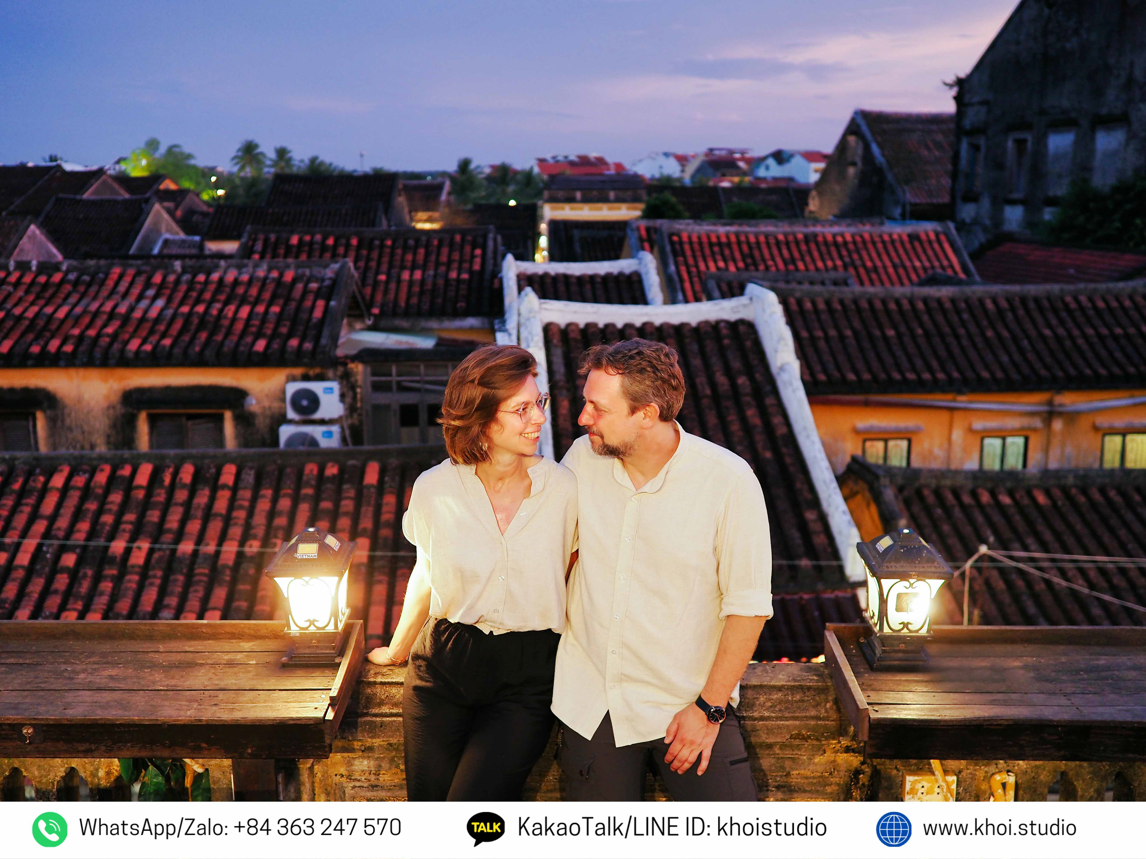 Hoi An couple photoshoot with local photographer