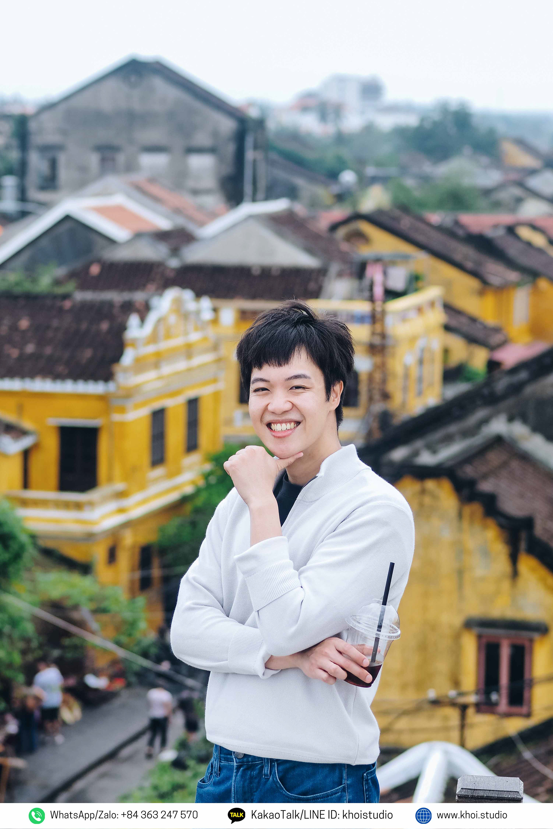 Da Nang Solo Travel Photoshoot with local photographer