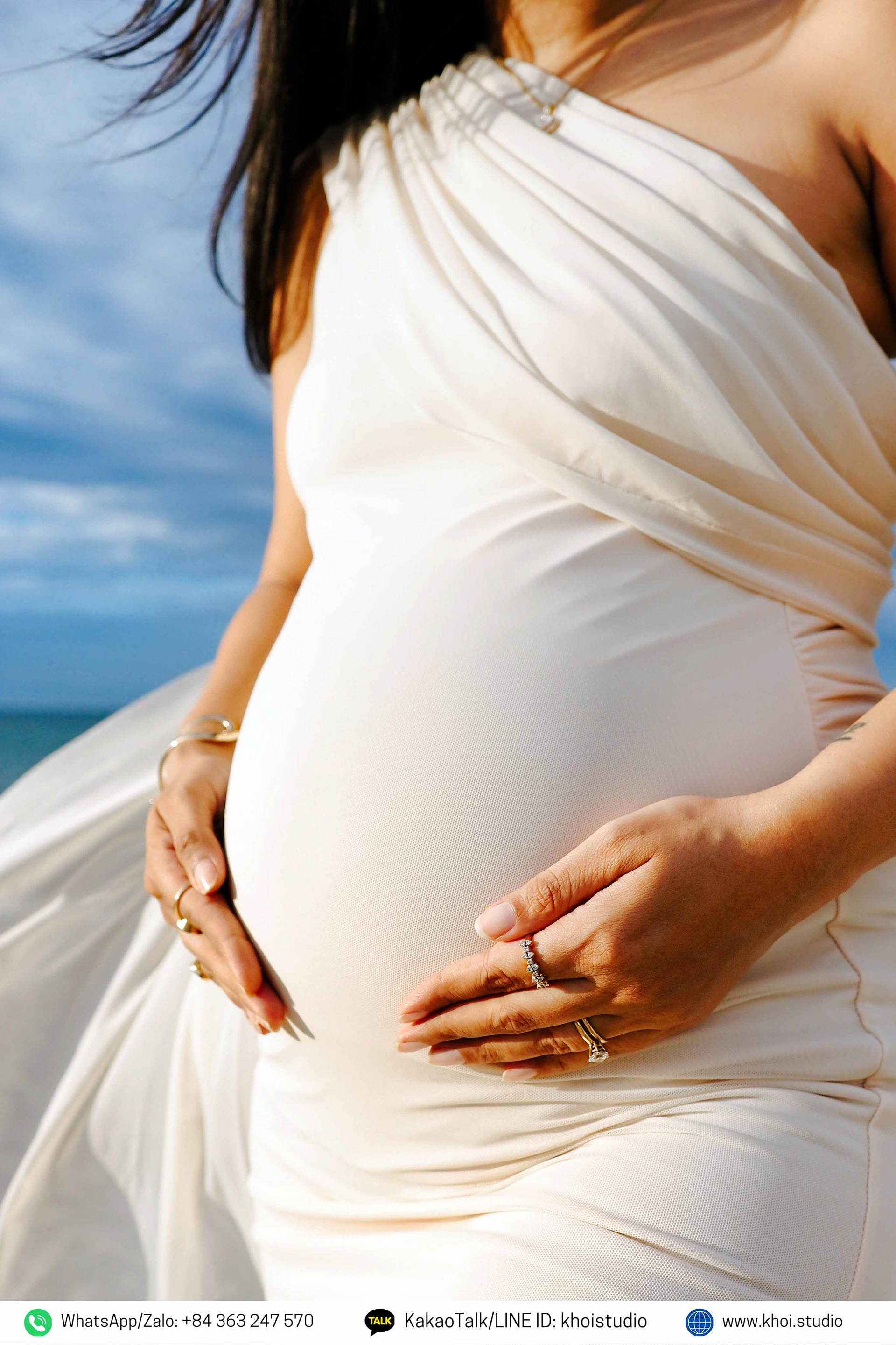 Da Nang Maternity Photography | Pregnancy Photoshoot by Da Nang Photographer