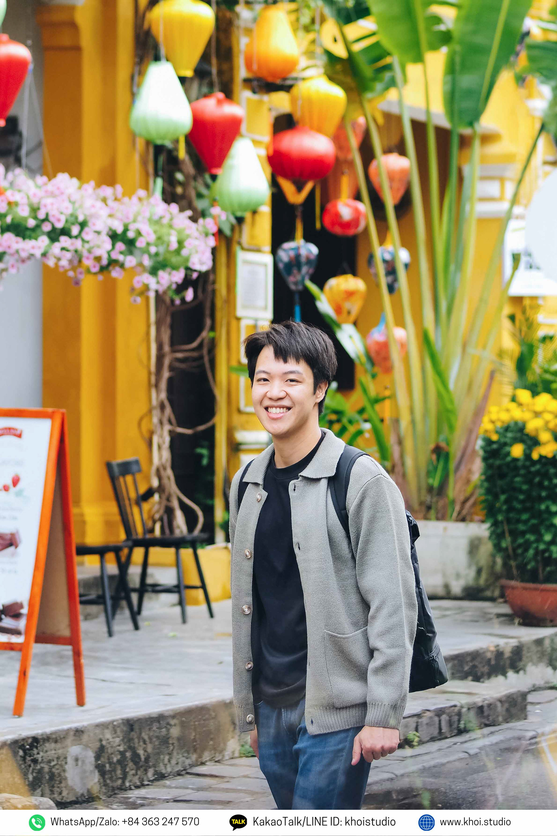 Da Nang Solo Travel Photoshoot with local photographer