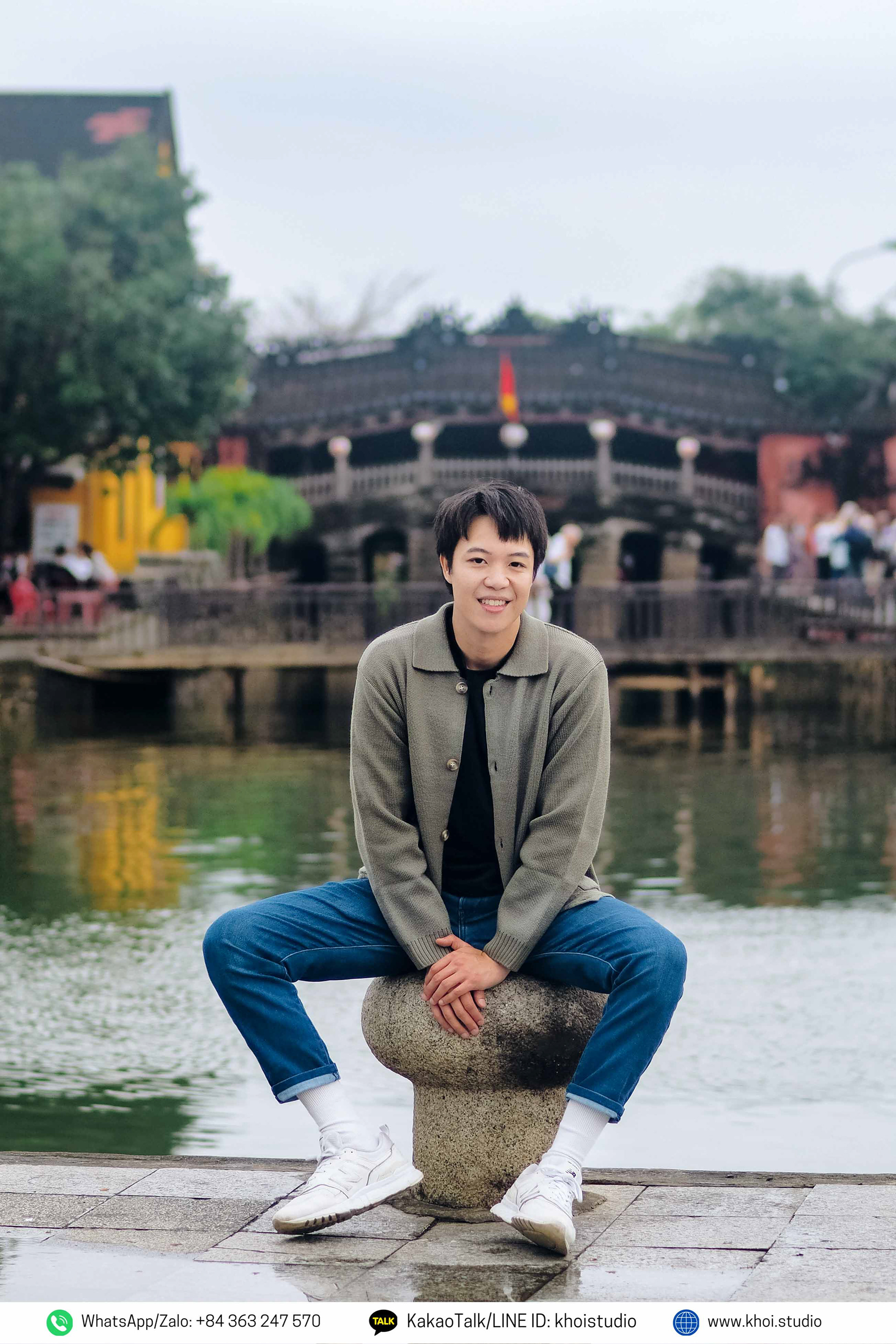 Da Nang Solo Travel Photoshoot with local photographer