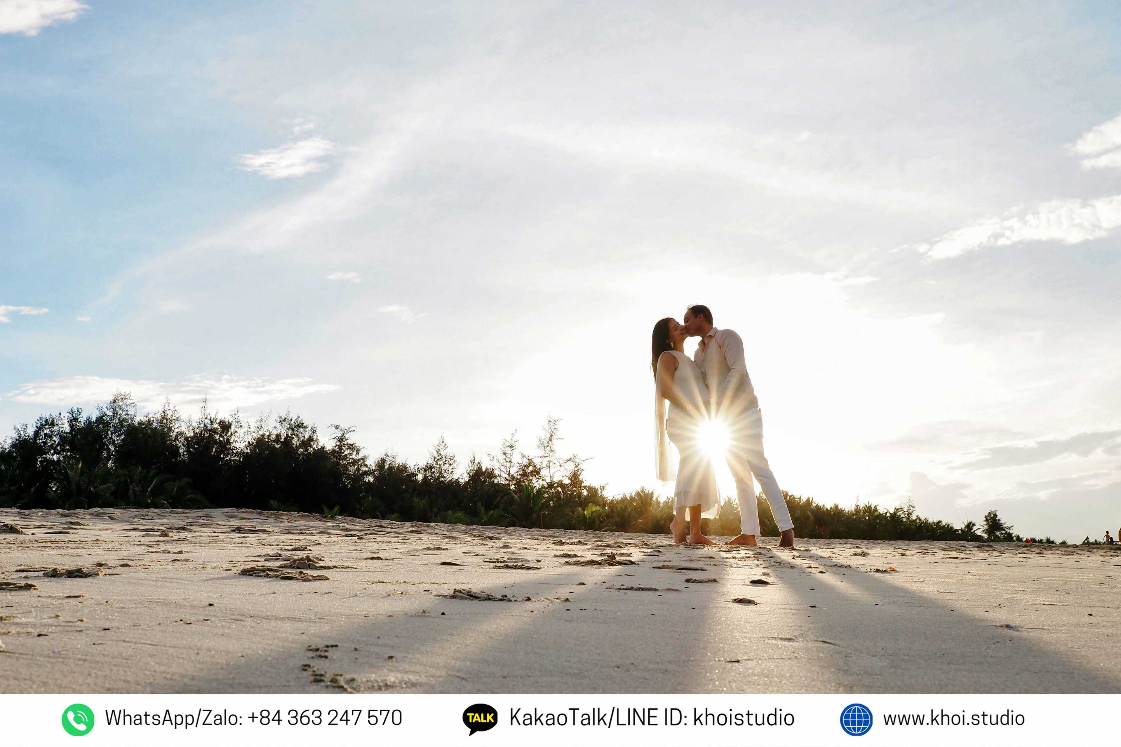 Da Nang Maternity Photography | Pregnancy Photoshoot by Da Nang Photographer