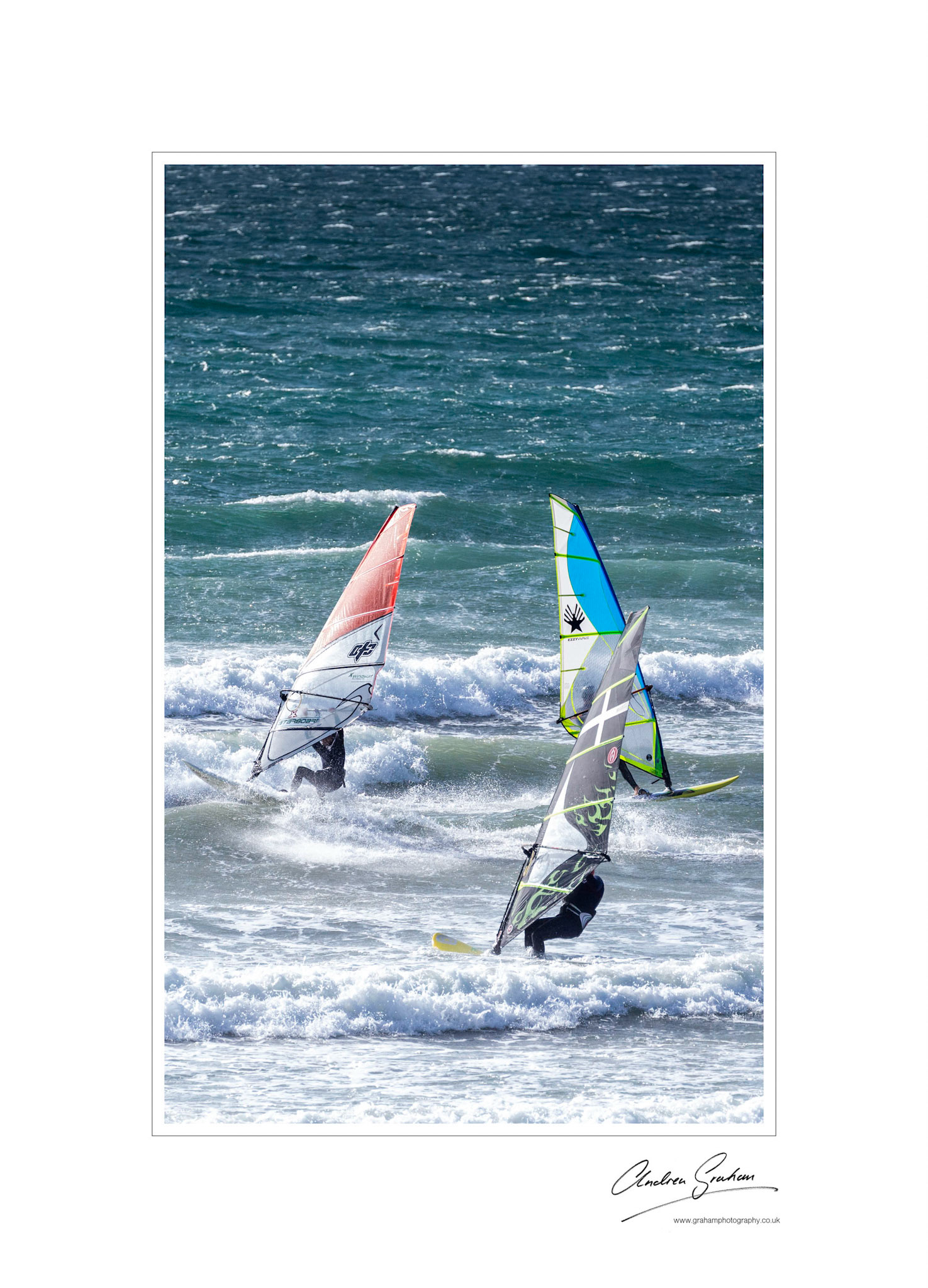 Surfers, Mount Bay