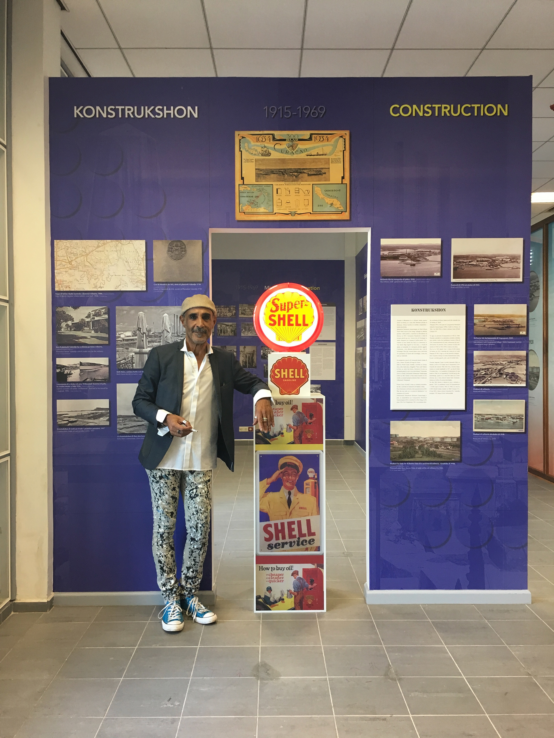 Curator Felix de Rooy
