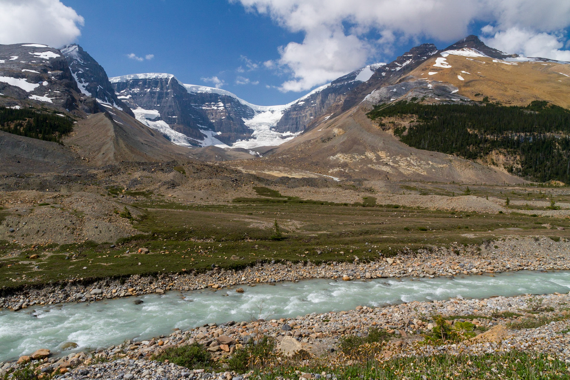 Columbia Icefield, Icefields Parkway