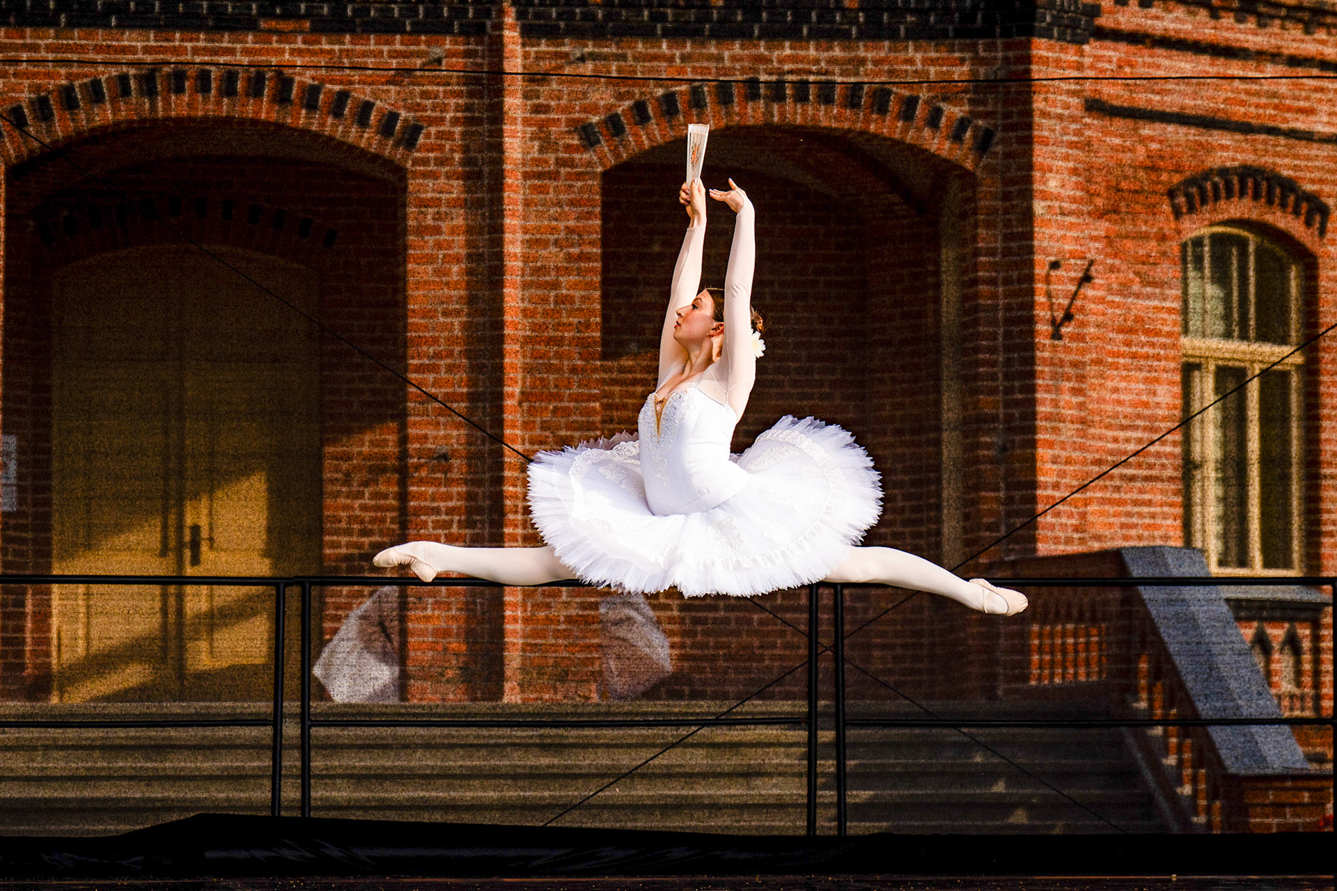 Starptautiskais baleta kamerfestivāls „Kurzemes klasika” Jaunmoku pils dārzā ar baleta mākslinieku priekšnesumiem