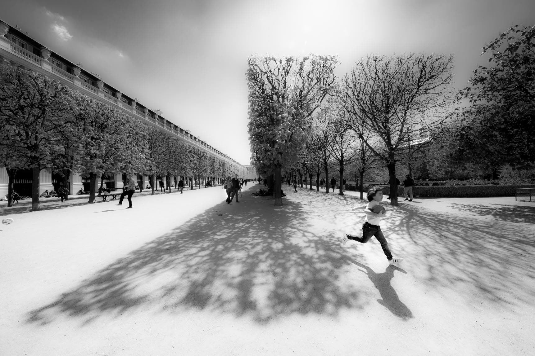 03-1er mai, Palais royal (CDG)