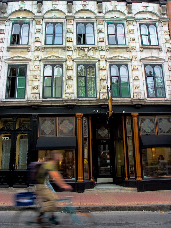 772-774, rue Saint-Jean, hors les murs (FRF)