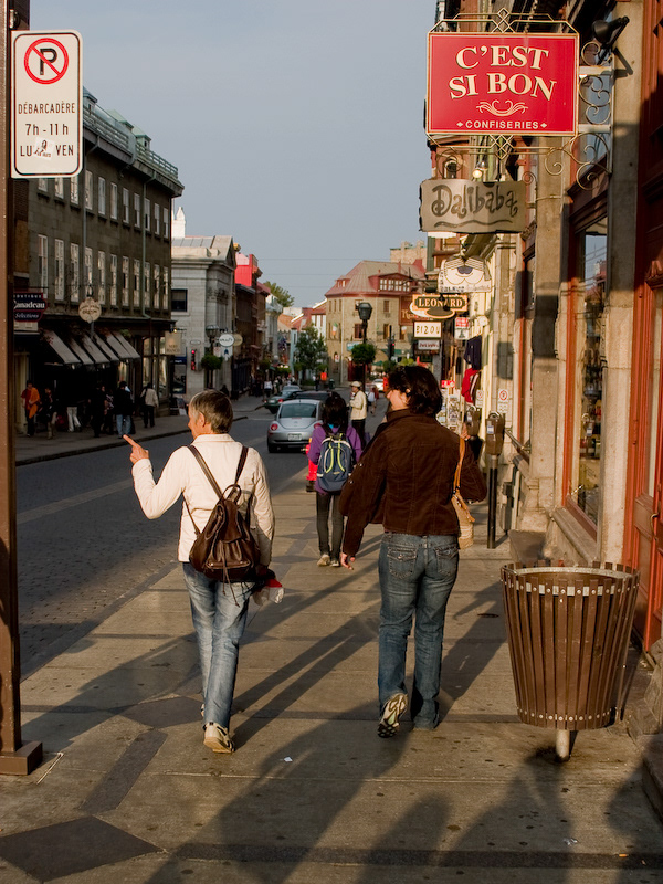 Le Vieux-Québec, rue Saint-Jean, « C’est si bon » (FRF)