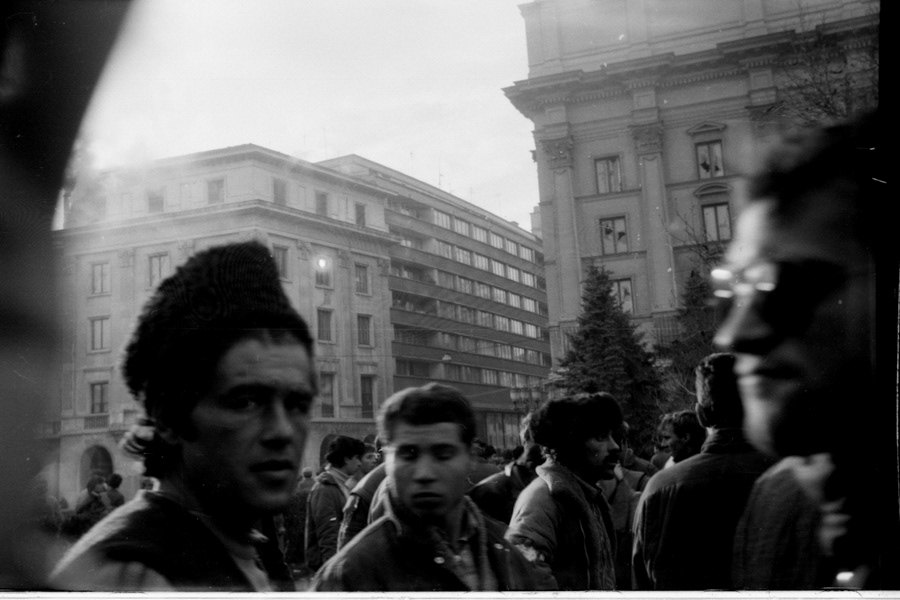 December 1989 38