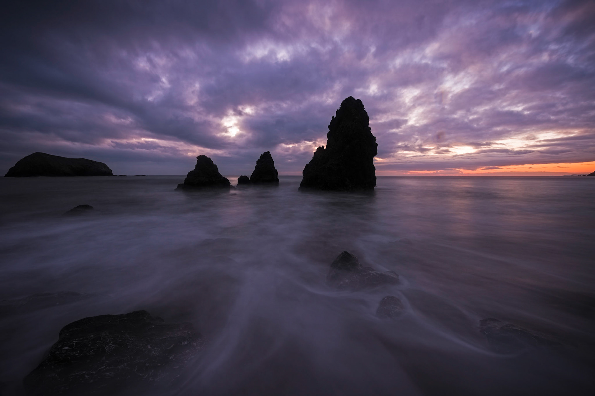 We spent a night near the Marin Headlands (Mill Valley/Sausalito) during our Christmas raodtrip to California. Got a decent sunset at Rodeo Beach (though pretty rough wave action)...hope you enjoy!    Thank you for viewing, voting and/or any constructive comments!