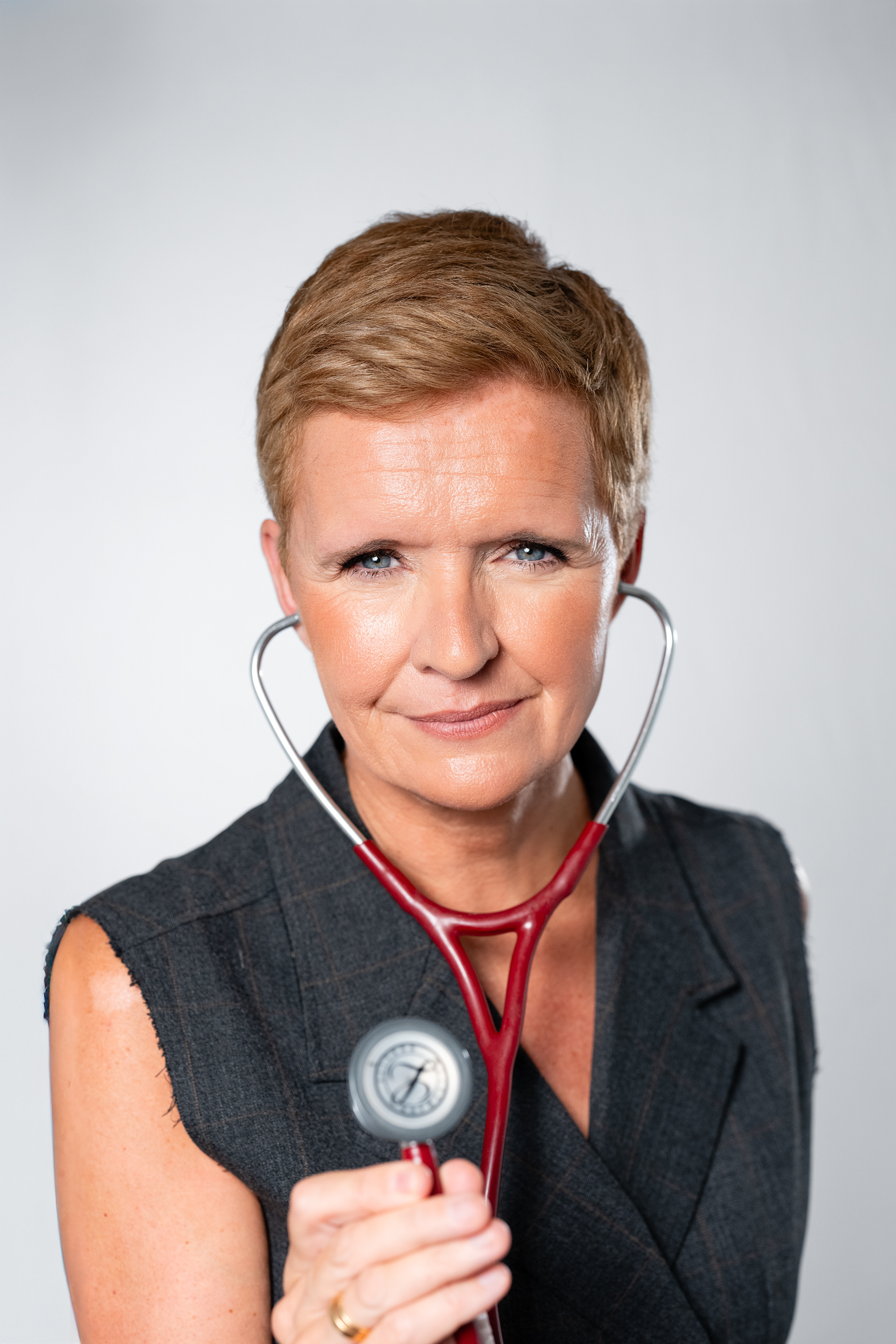 Dr Pixie McKenna