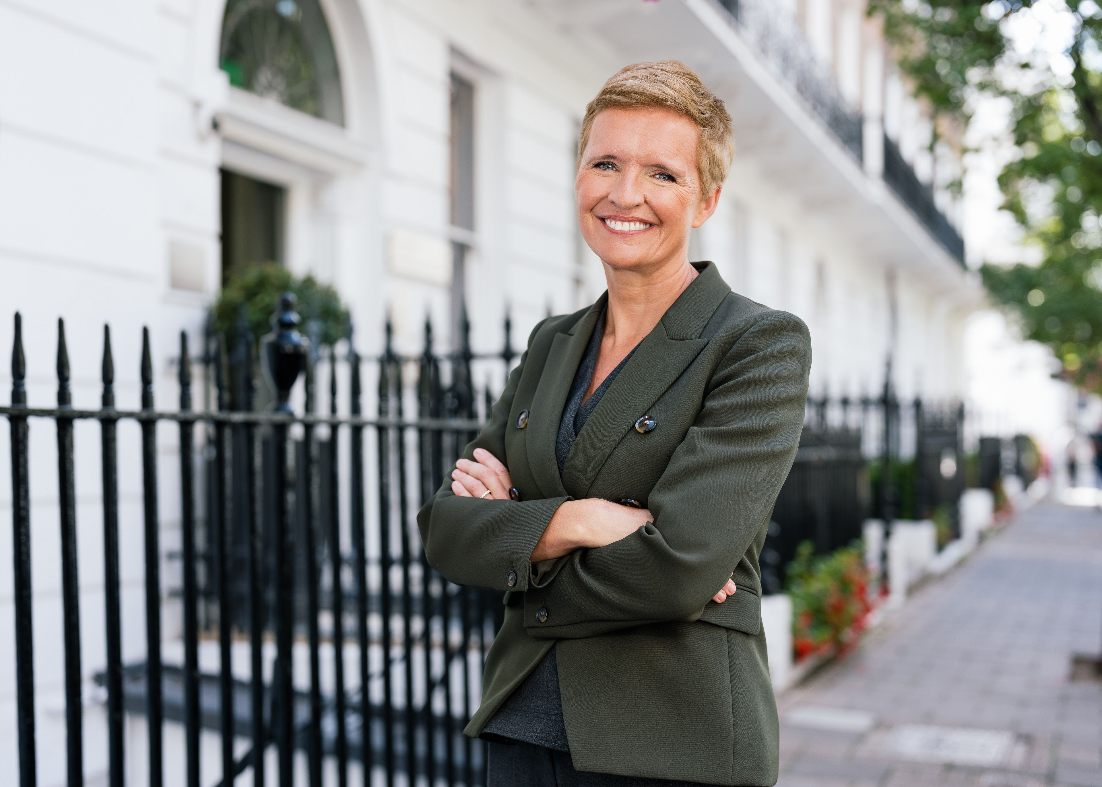 Dr Pixie McKenna