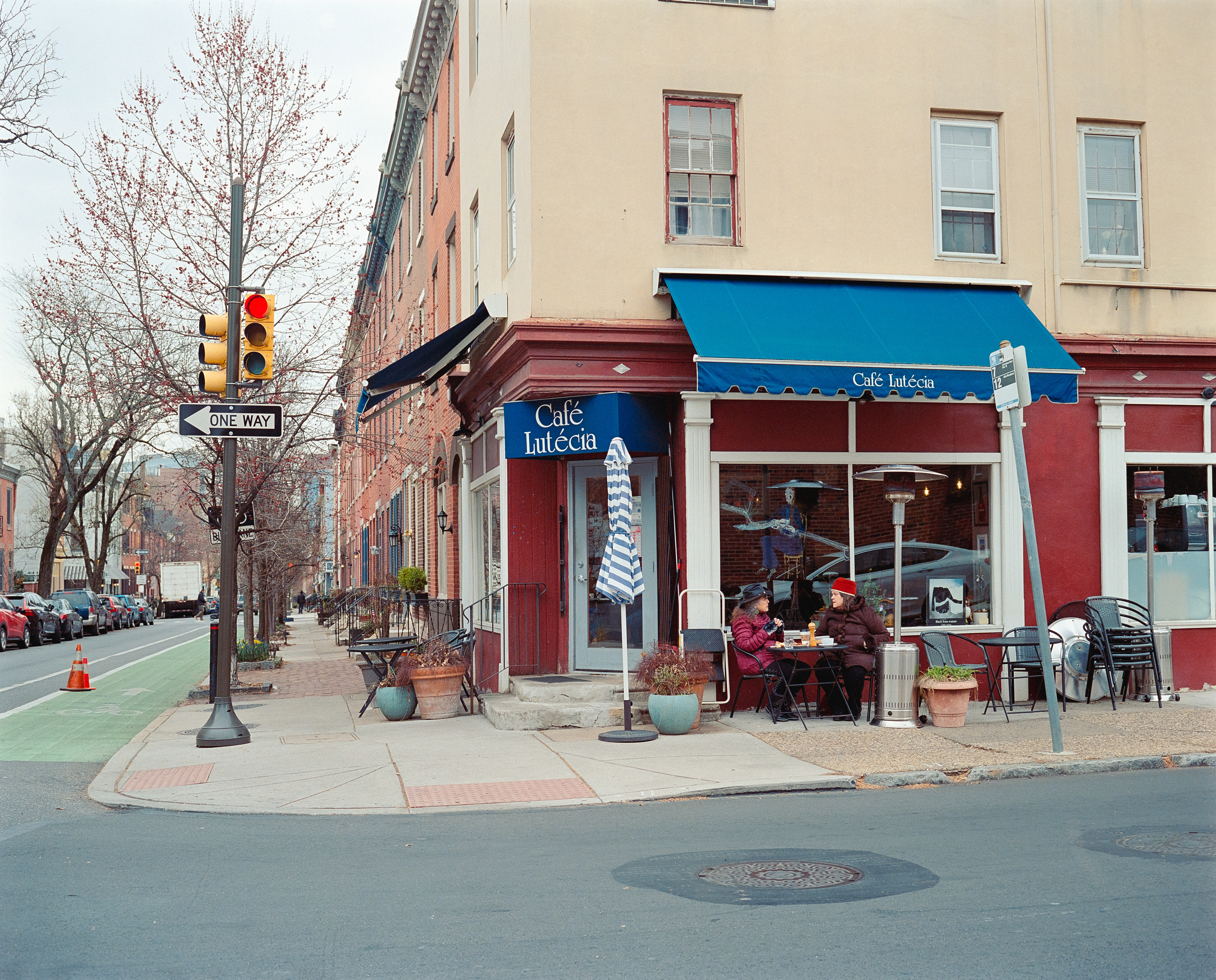 South Street, Mamiya 7, 80mm f4, Portra 800