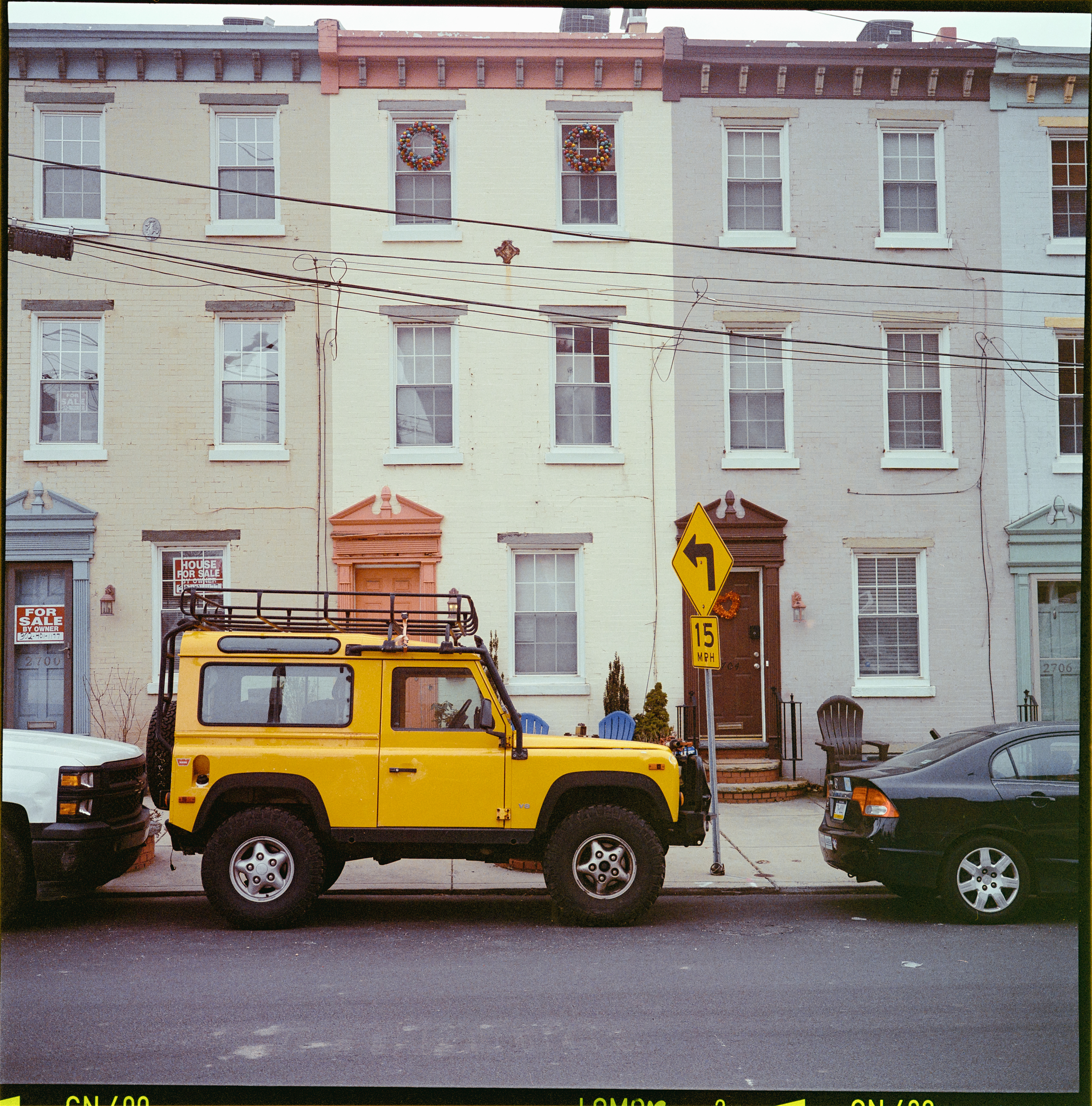 South Street, Mamiya 6, 75mm f3.5, LOMO CN400