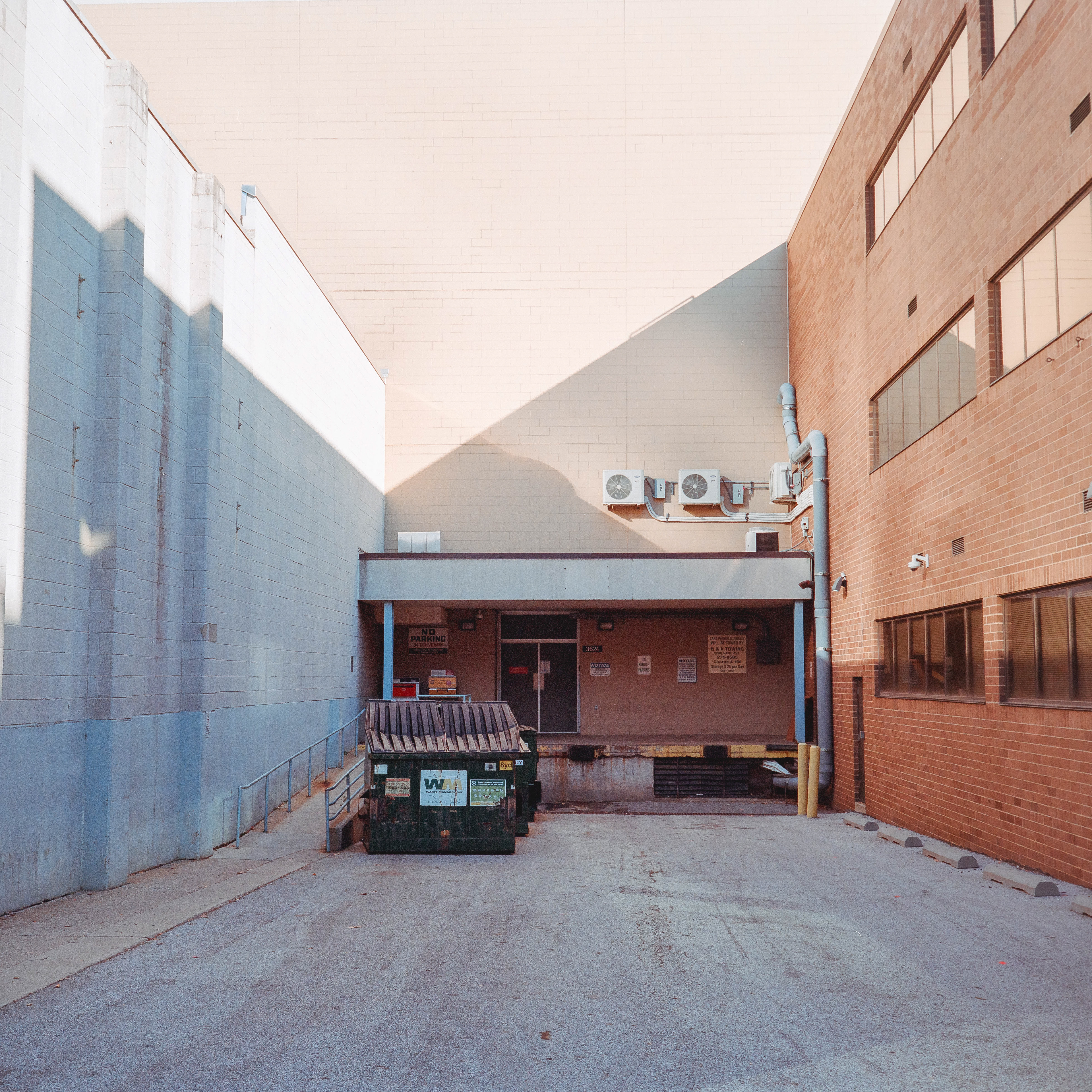 Ludlow Street, Mamiya 6, 75mm f3.5, Portra 400