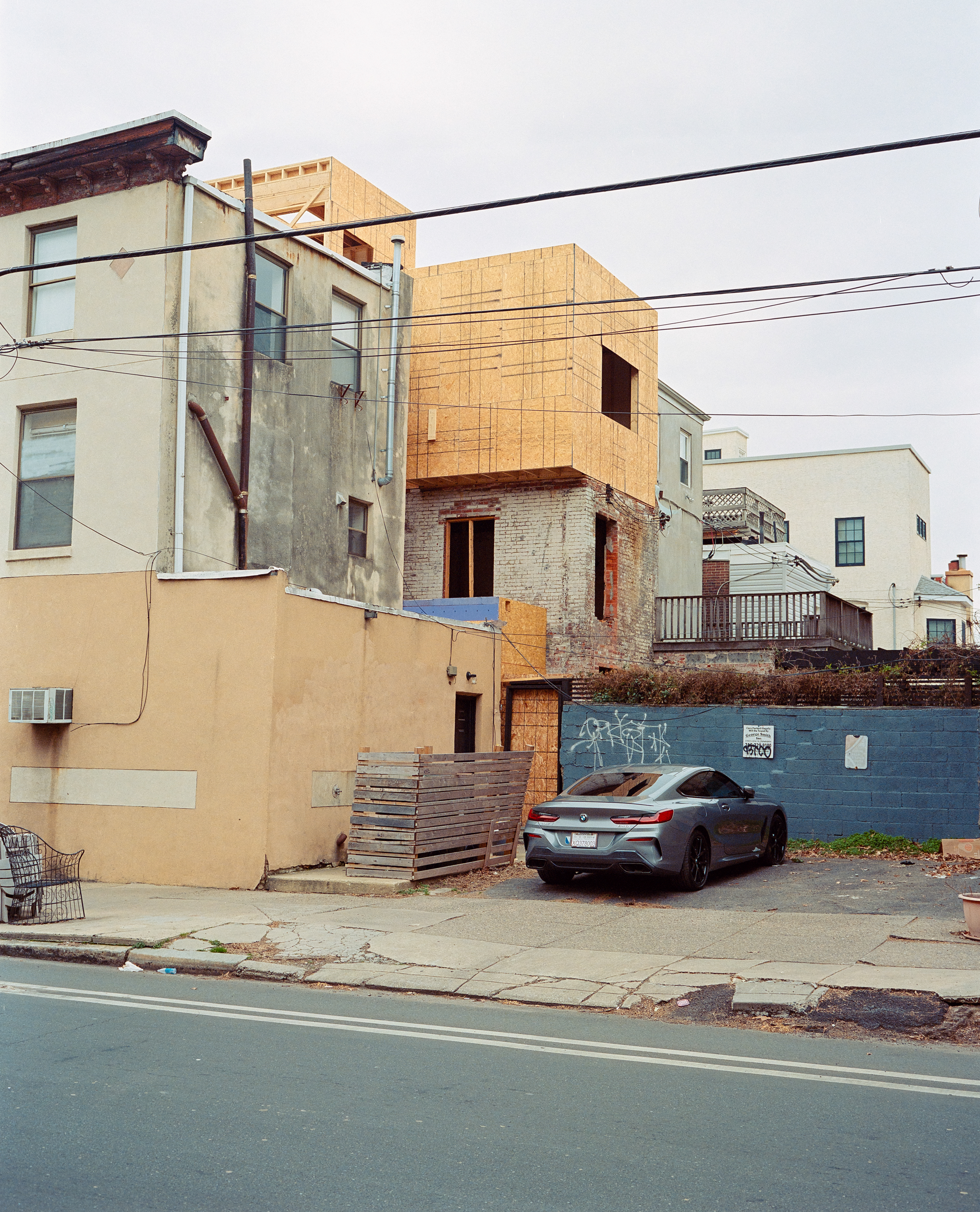 South Street, Mamiya 7, 80mm f4, Portra 800