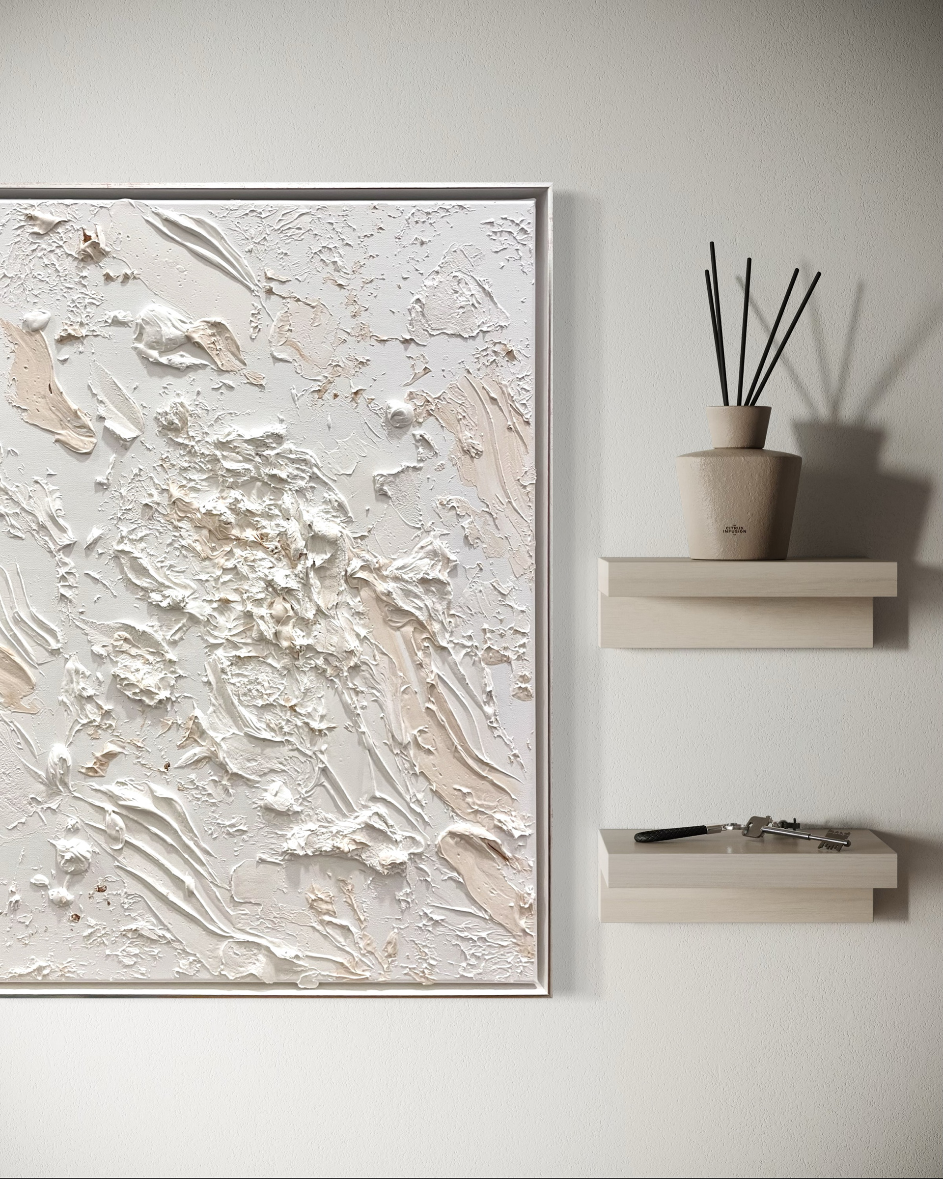 Nahaufnahme des abstrakten Gemäldes „Powerful“ mit creme farbigen Details, tiefen Strukturen und starker Ausstrahlung, moderne Kunst von Carolin Vogelmann