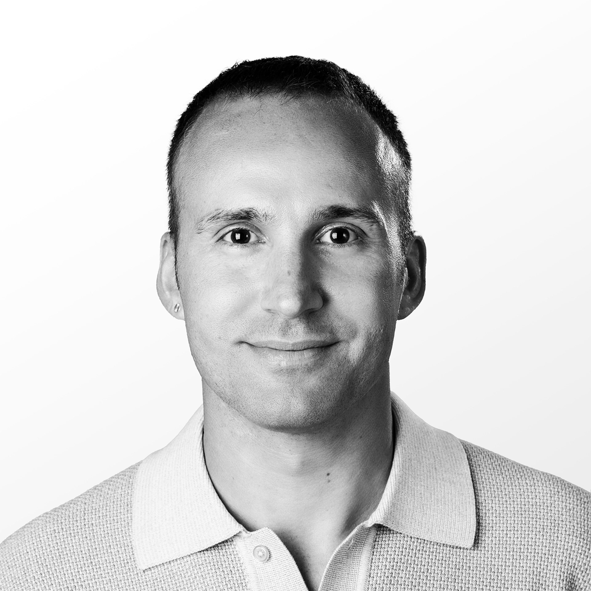 MORITZ BOLLE - CREATIVE DIRECTOR ENTERTAINMENT