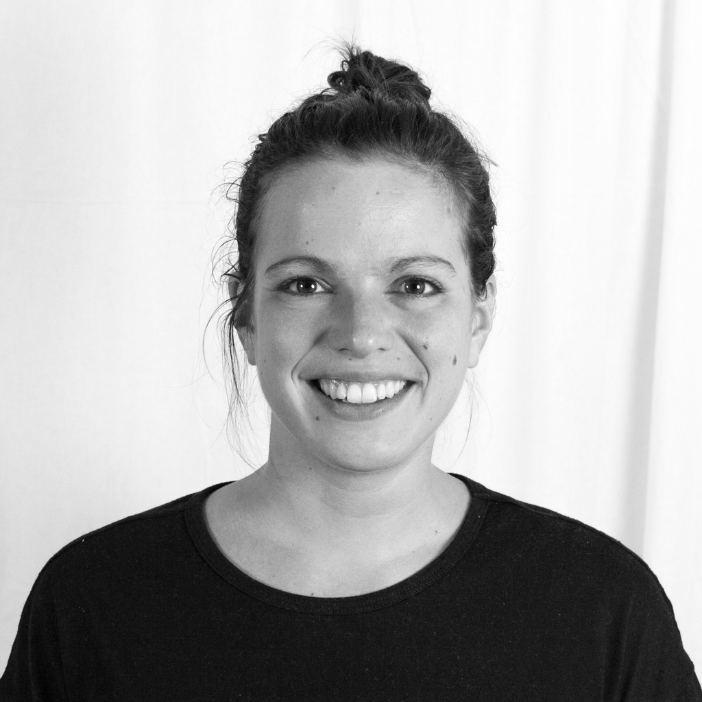 BRITTA REINBOLD - SENIOR ART DIRECTOR ENTERTAINMENT