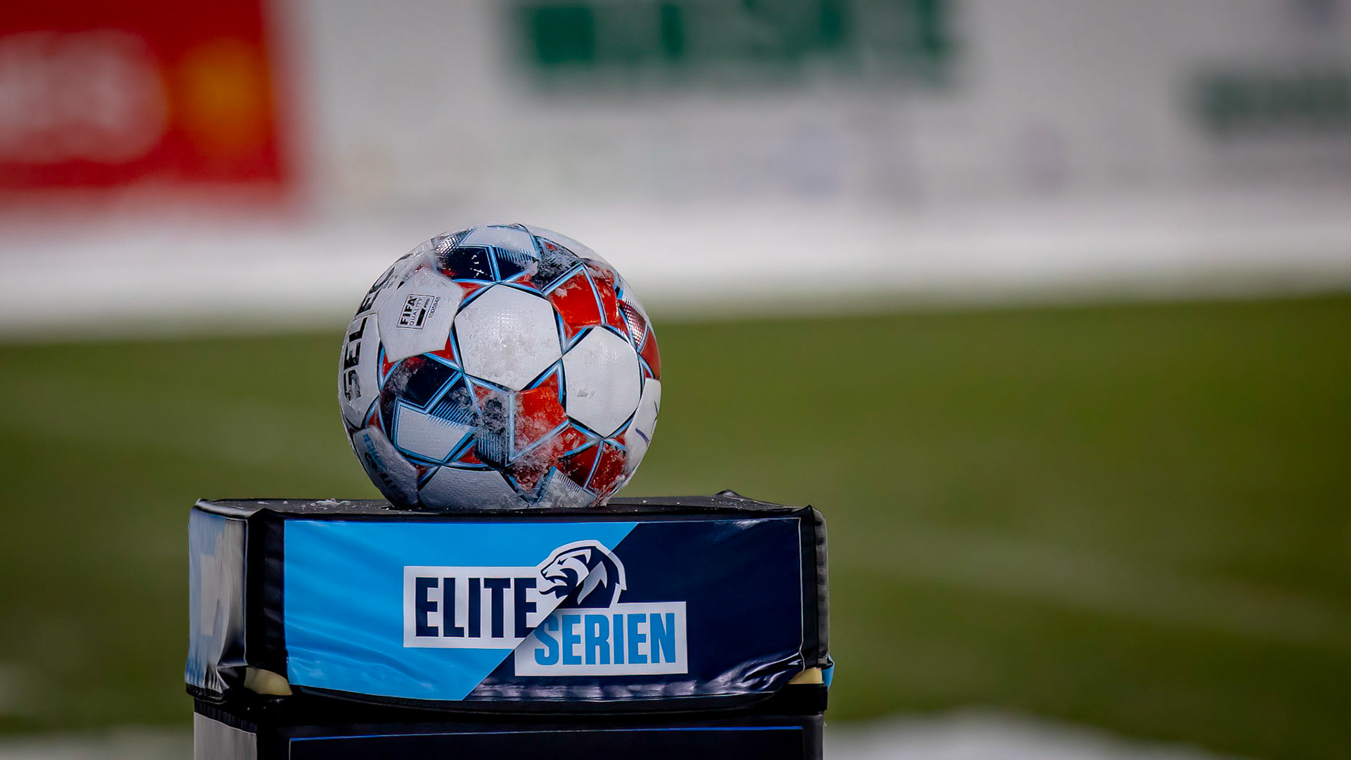 Eliteserie i desember er kaldt for mann og ball