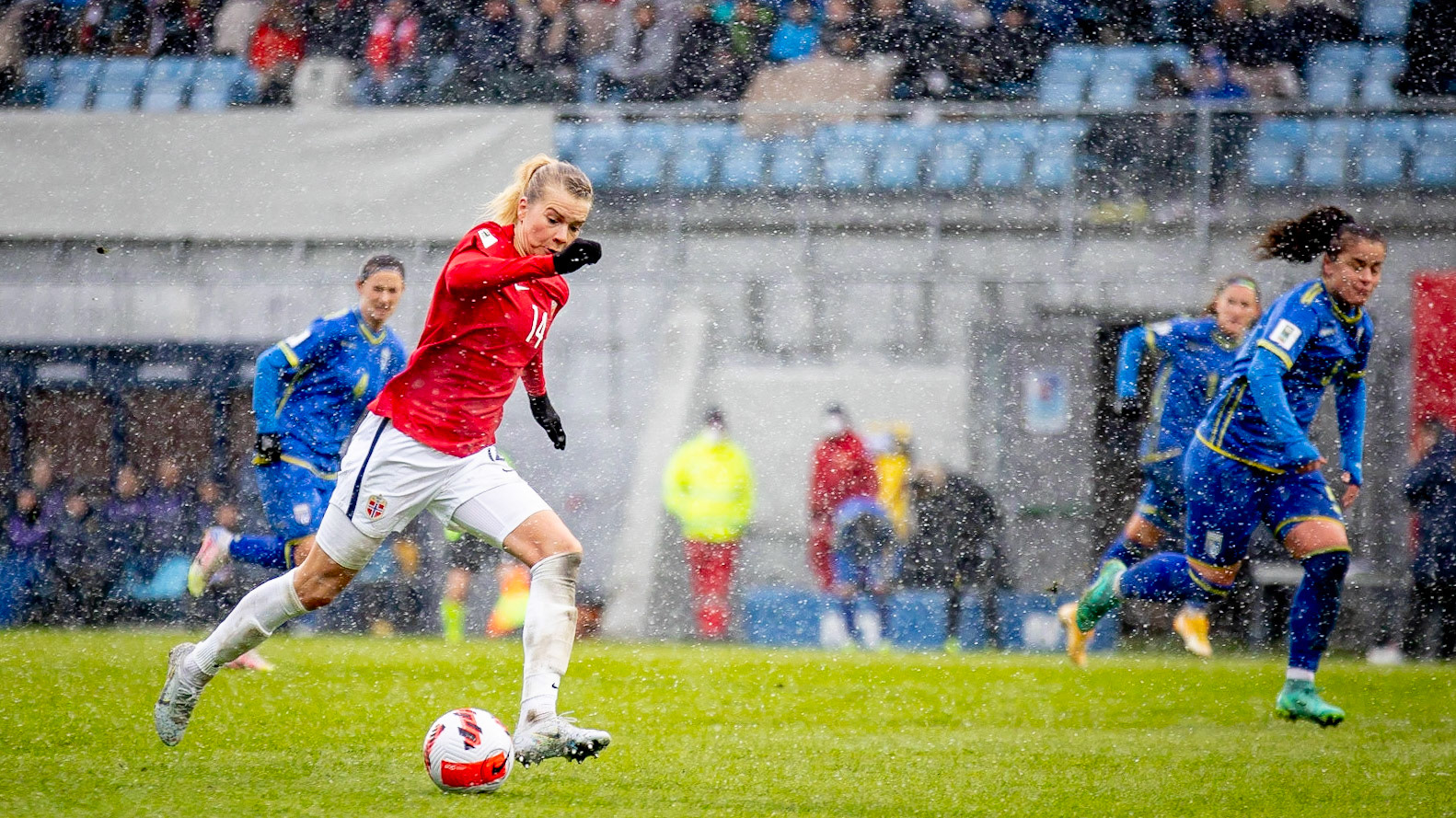 Ada Hegerberg scorer sitt tredje for dagen