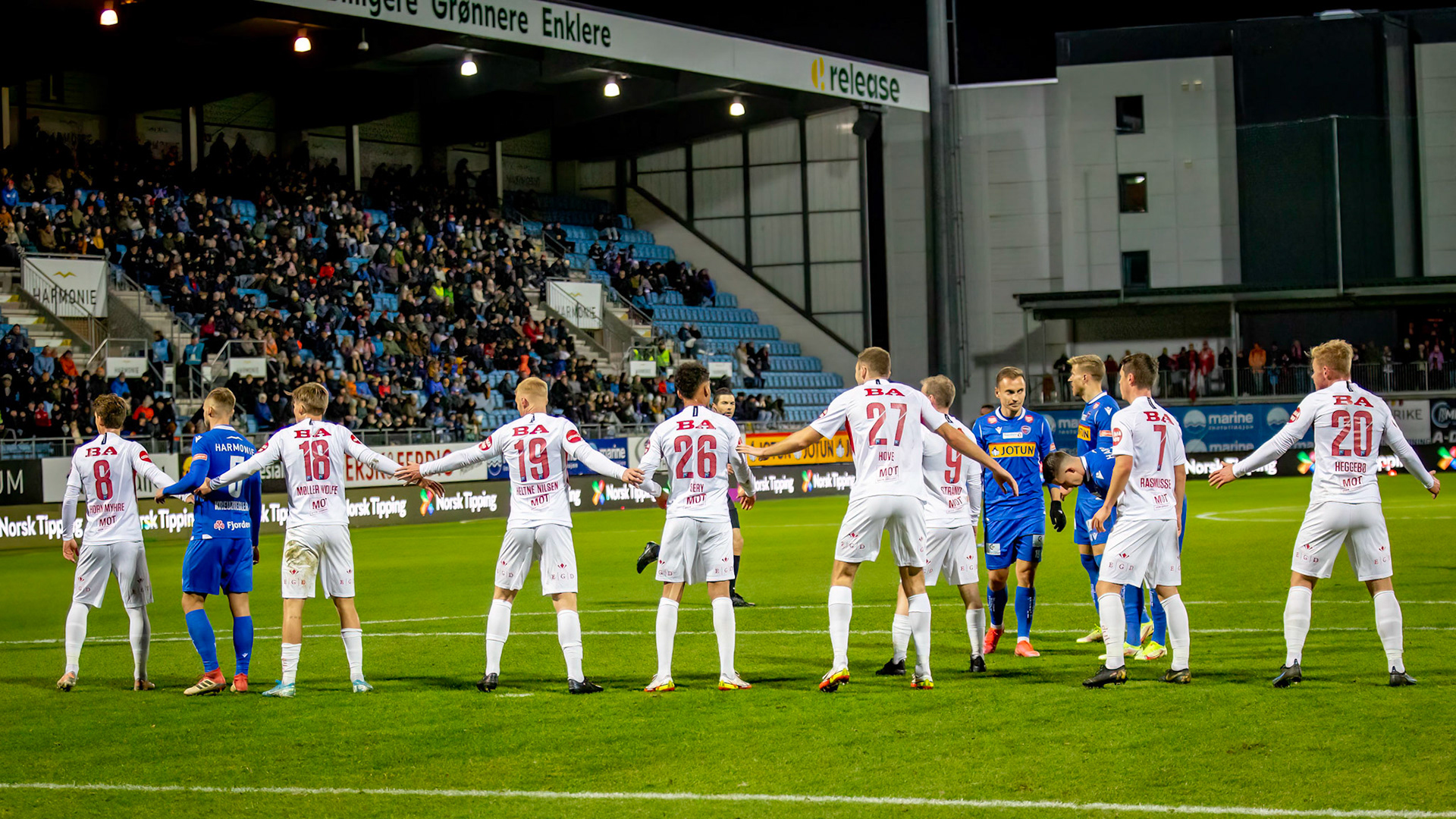 Lang lang rekke, men ikke særlig solid