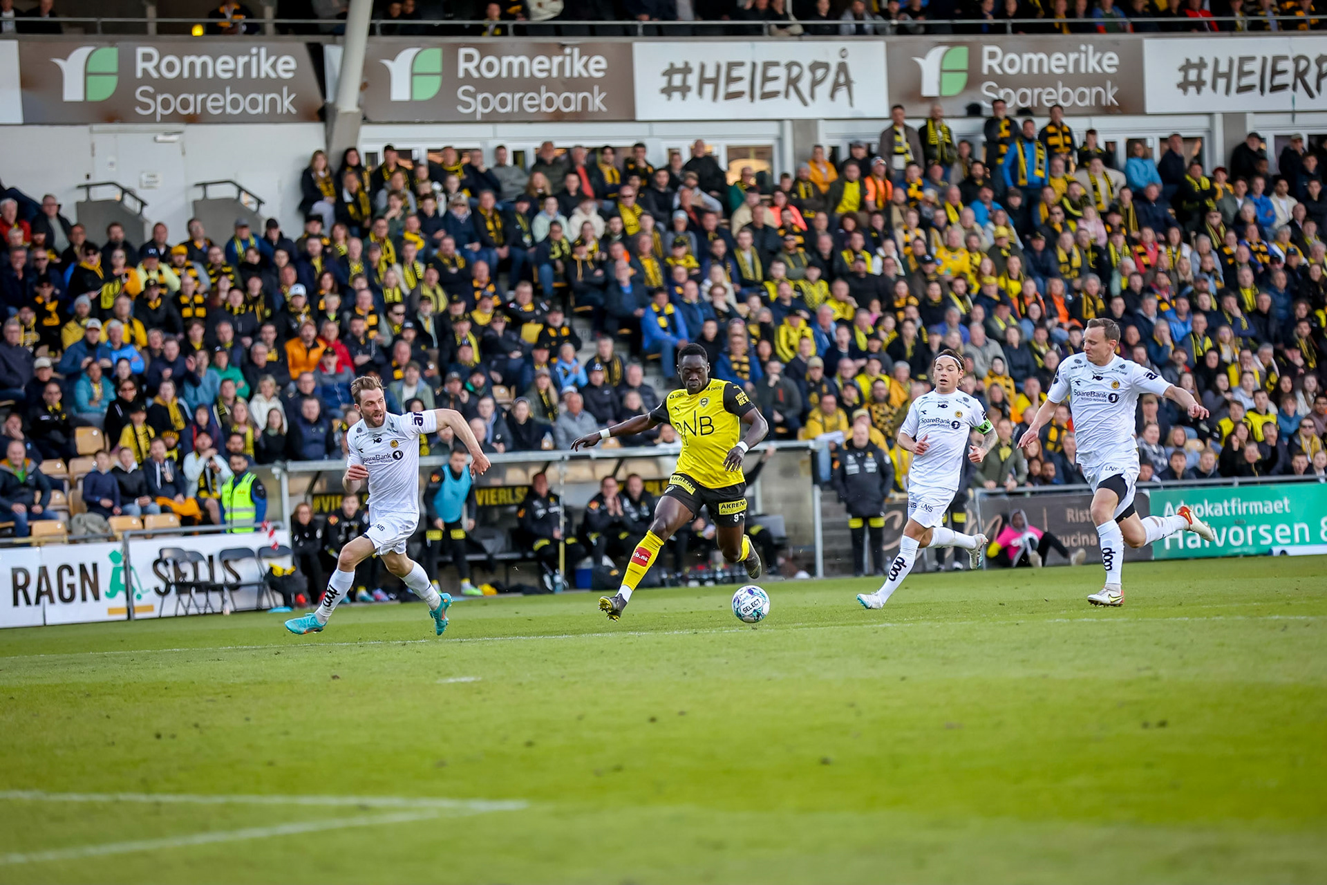 Akor Adams er vanskelig å stoppe.