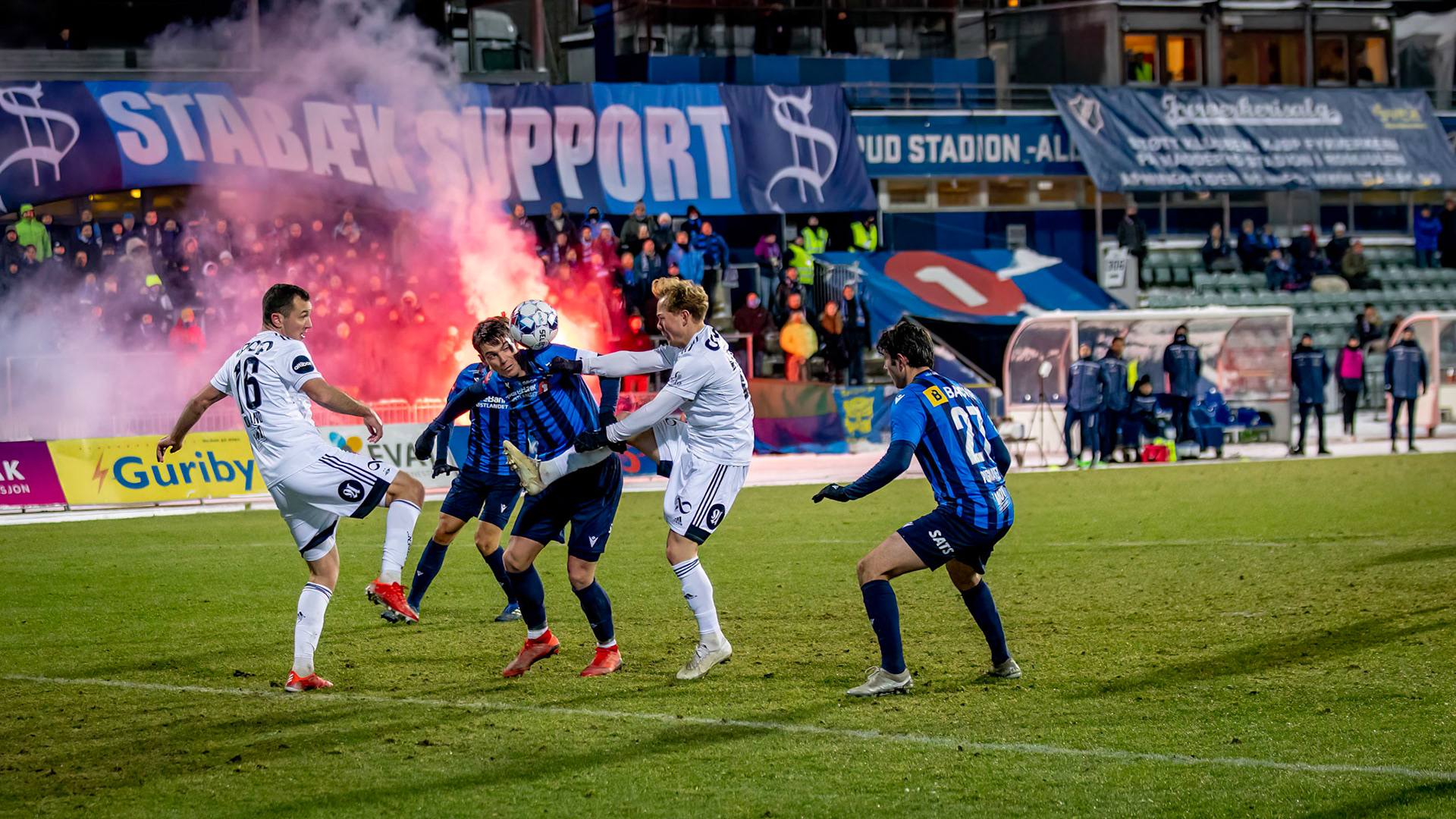 Stabæk jager utlikning. Det er hett i RBKs boks