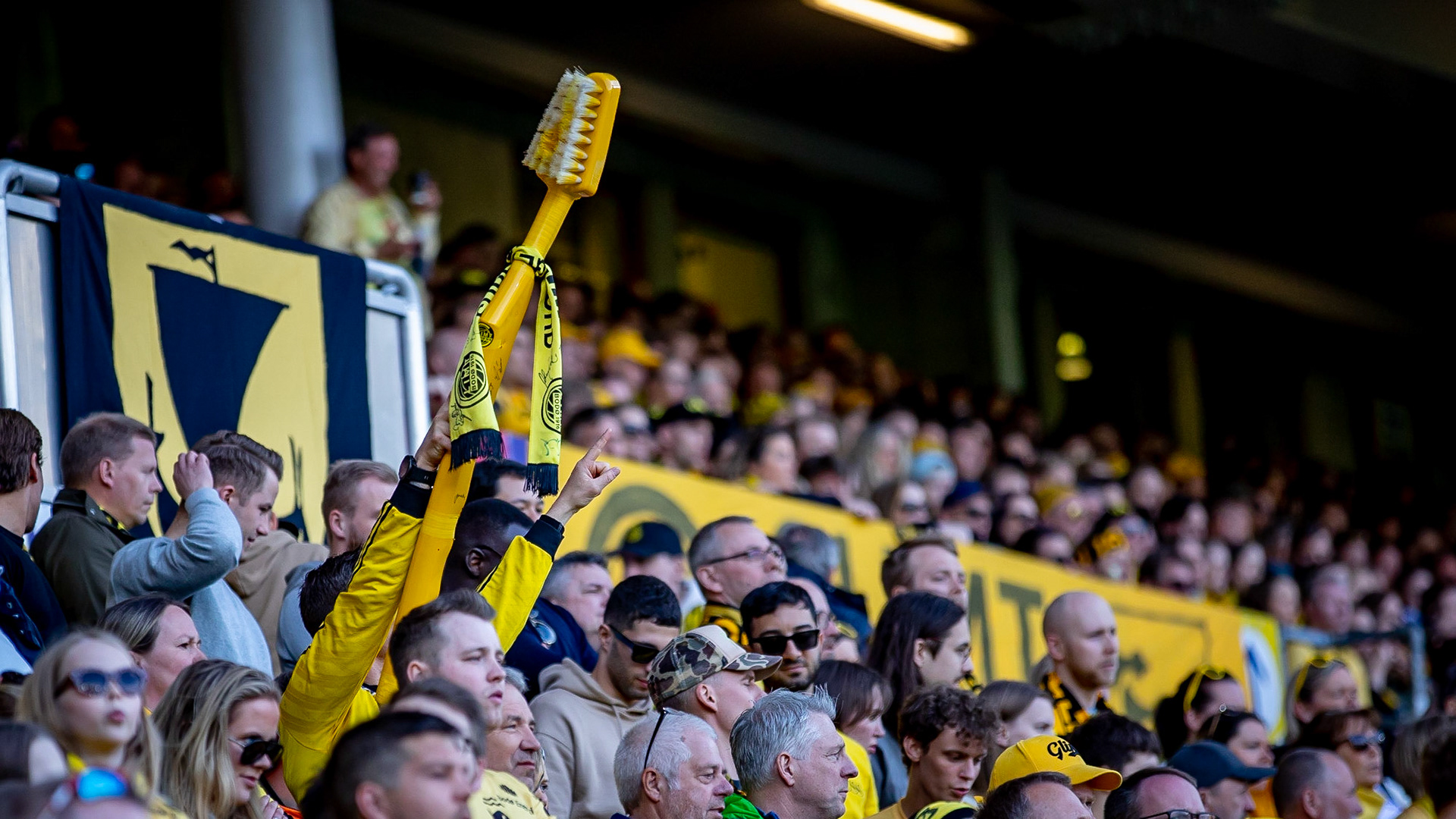 Tannbørsten er selvfølgelig på plass