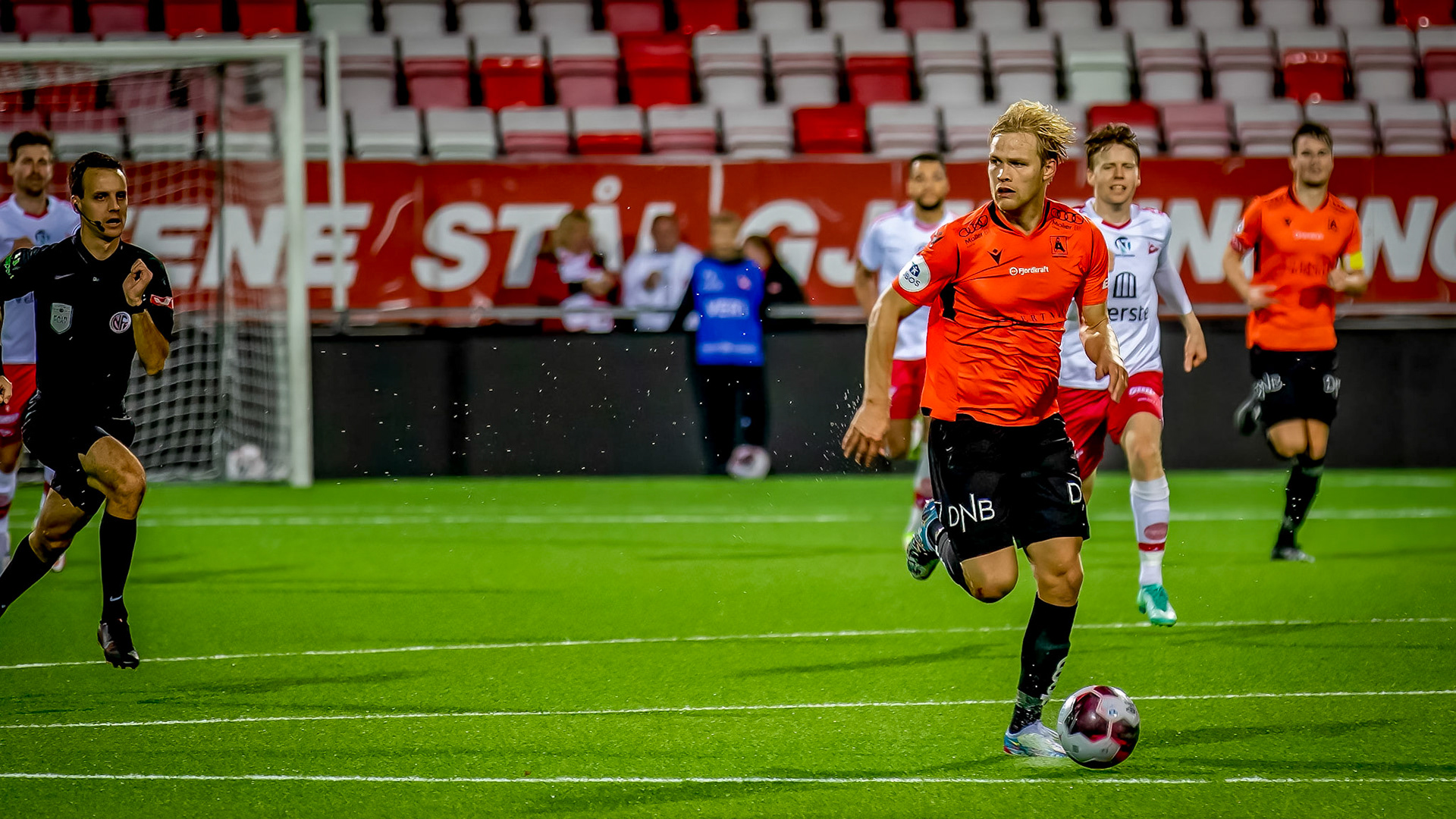 Håkon Lorentzen i en av Åsanes mange kontringer