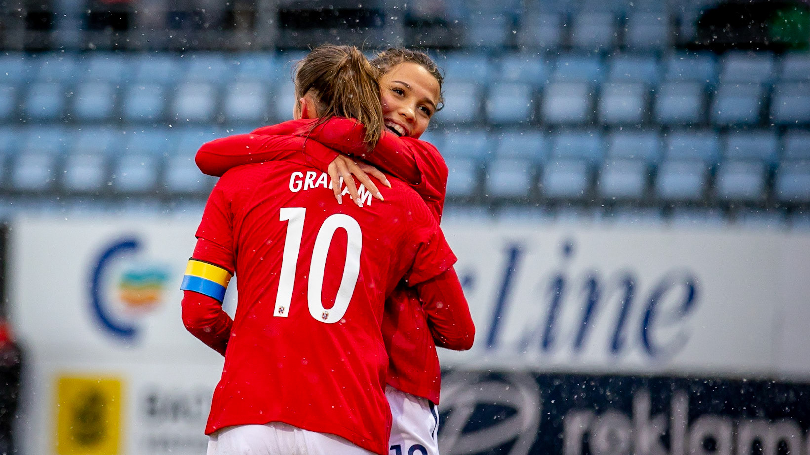 Celin Bizet Ildhusøy og Caroline Graham Hansen