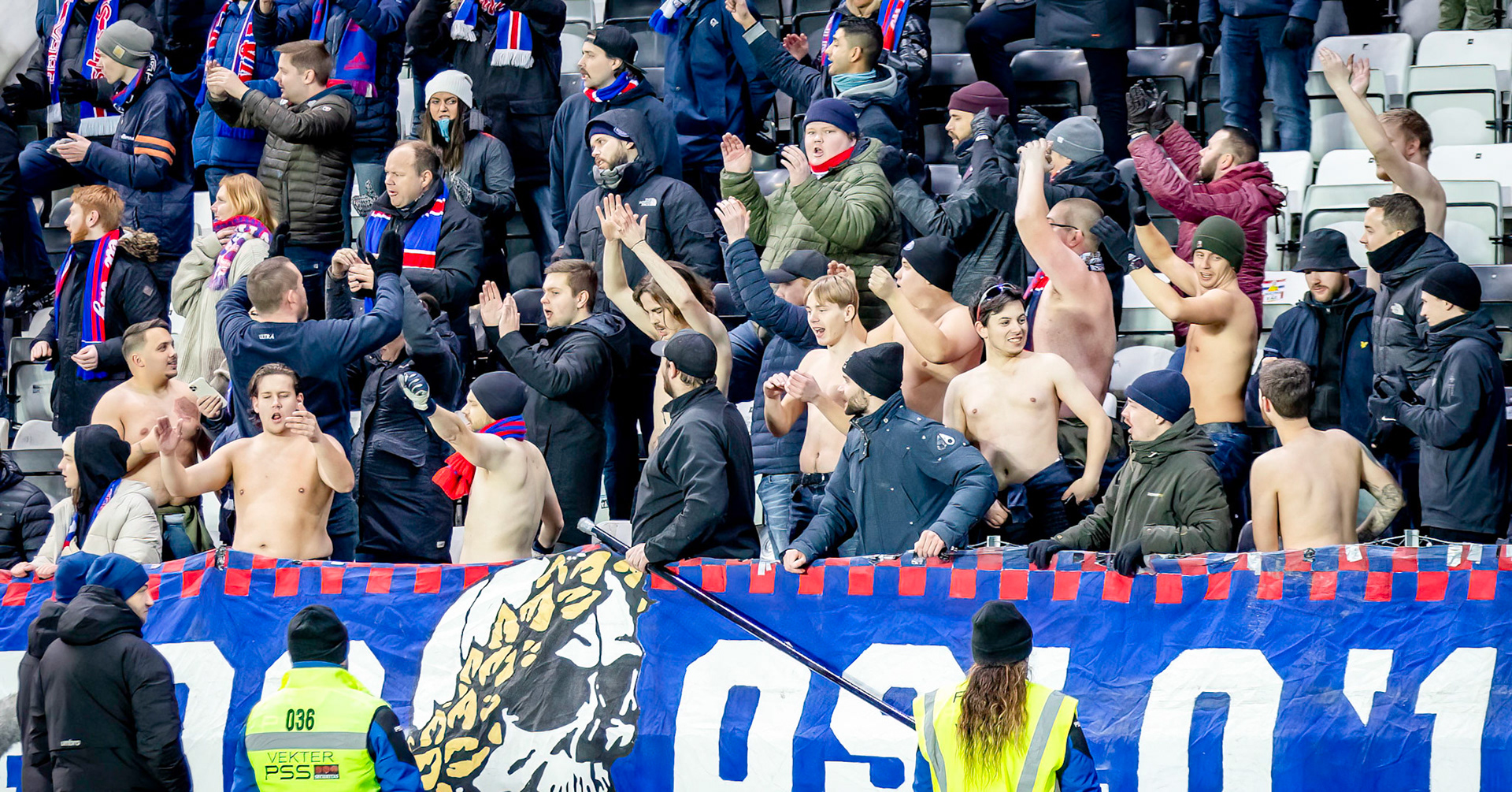 You've got a cold in the morning! VIFs supportere kler av seg i novemberkulda