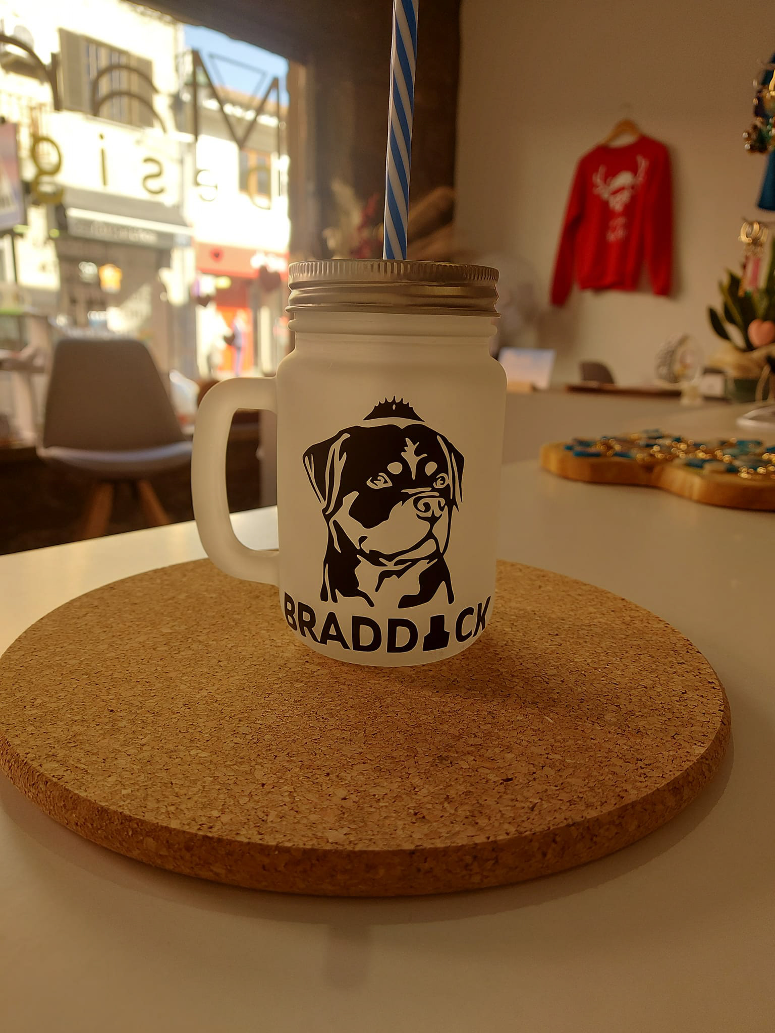 Caneca com palhinha