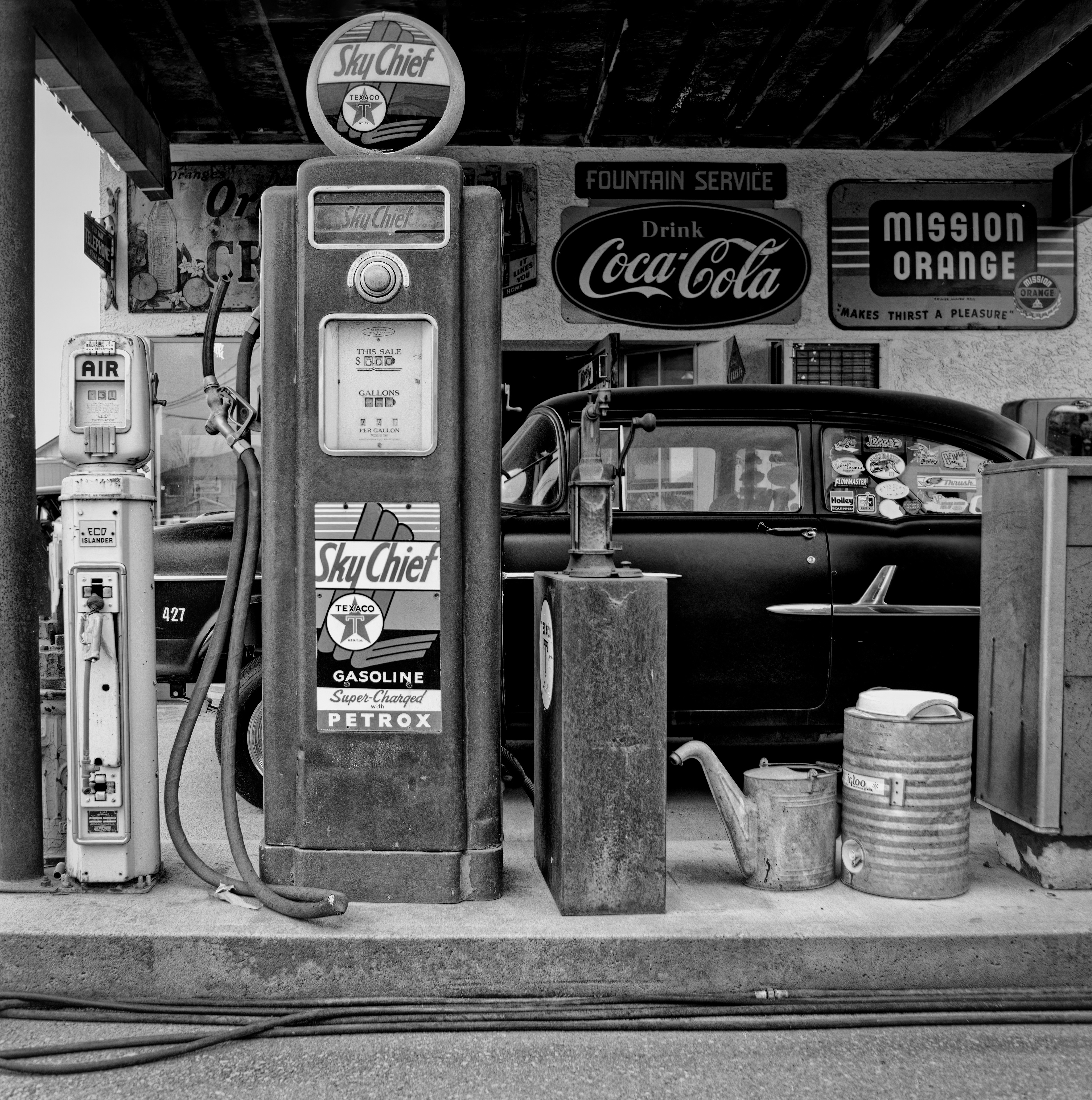 THE PETROL STATION