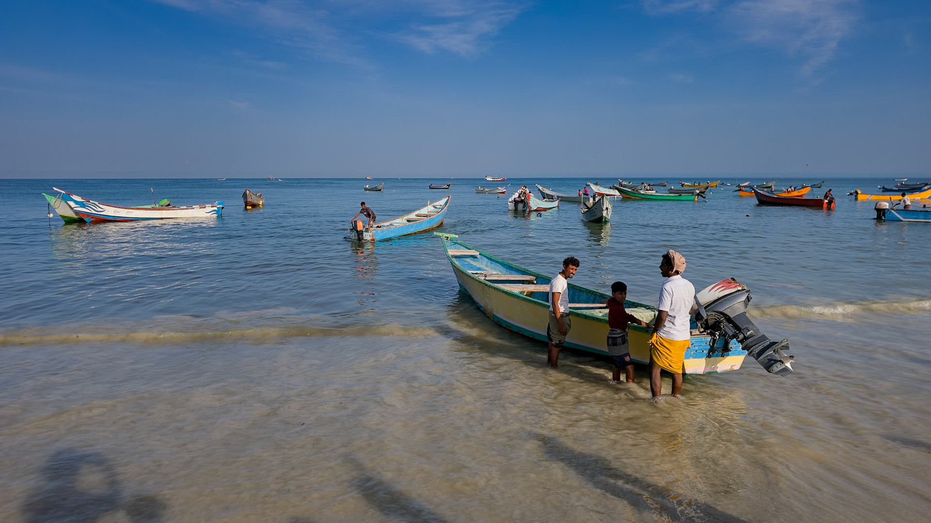 Readying the boats at Qalansiyah Beach