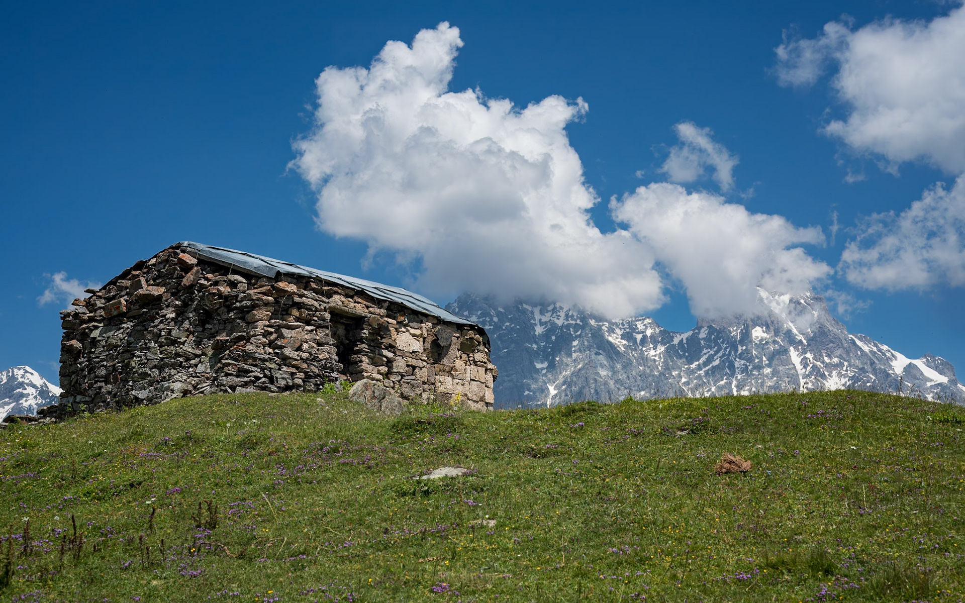 The Archangel Church and Mount Usba at the background.