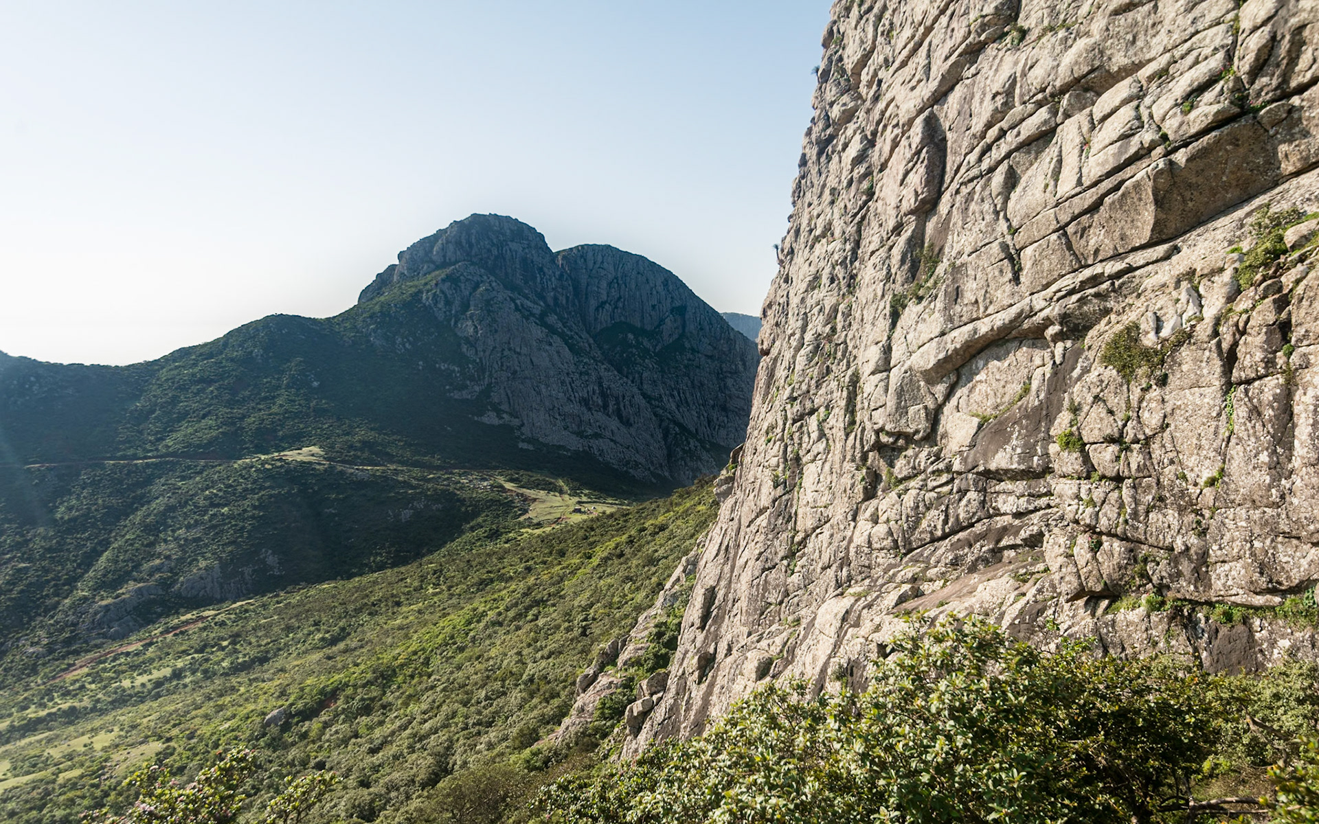 Climbing to a fantastic lookout over the Haggeger mountains and the sea