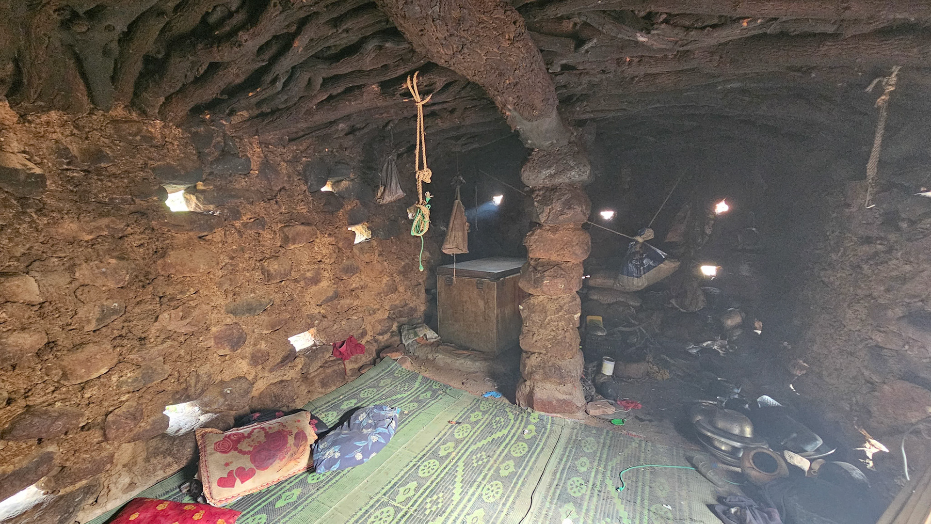 Aysha, our guide in the mountains, was so kind as to show us his home when at the mountains. A humble but tidy and, by the looks of it quite comfortable, dwelling.The rope hanging from the ceiling had multiple uses: slaughtering of goats, preparing of butter, or to swing a crying baby.