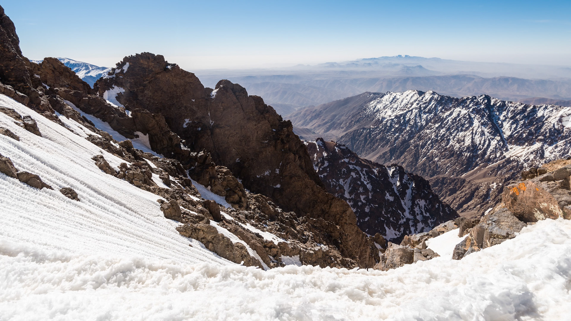 | Jbel Toubkal 4.167 m  | High Atlas | Morocco |