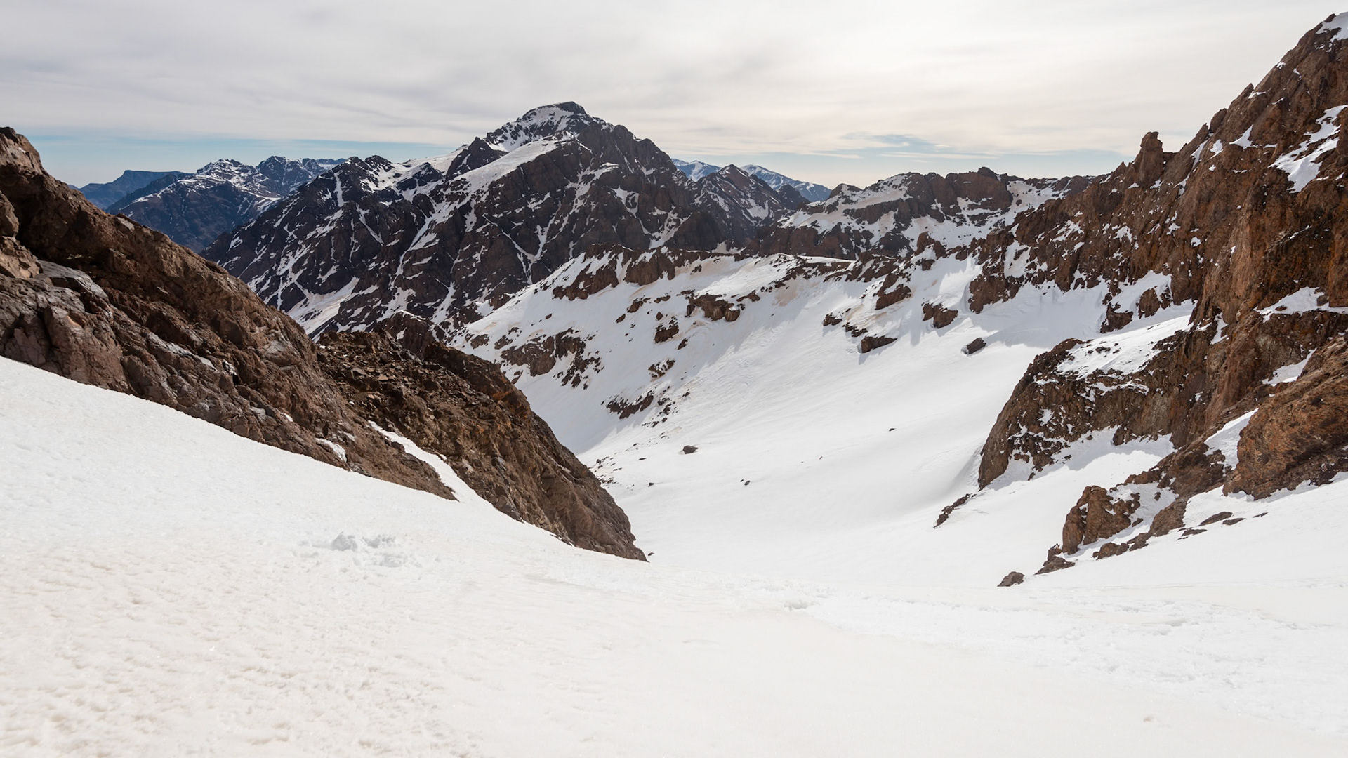 | Akioud 4.030 m  | High Atlas | Morocco |