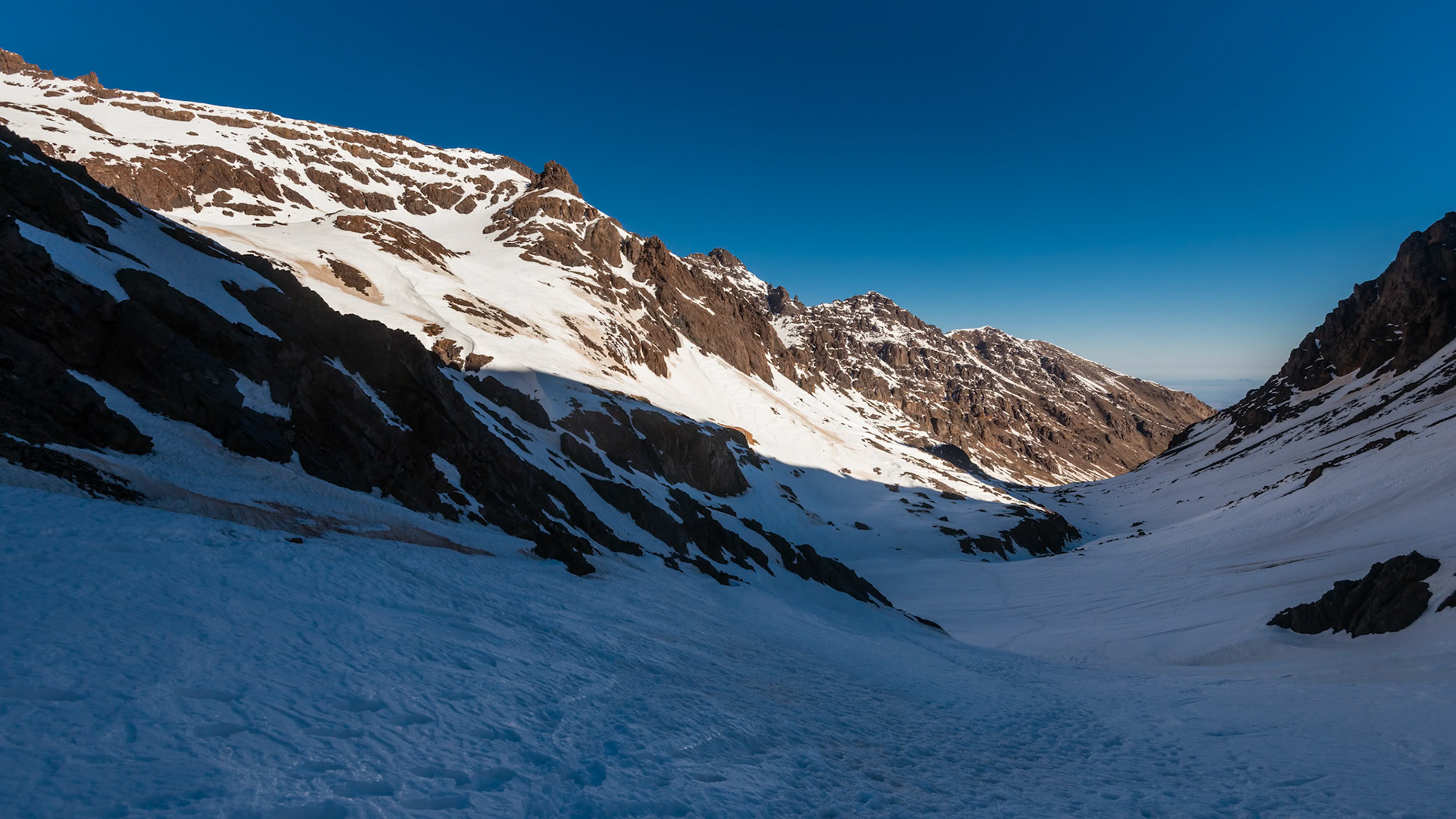 | Ras 4.080 m &amp; Timesguida 4.088 m  | High Atlas | Morocco |