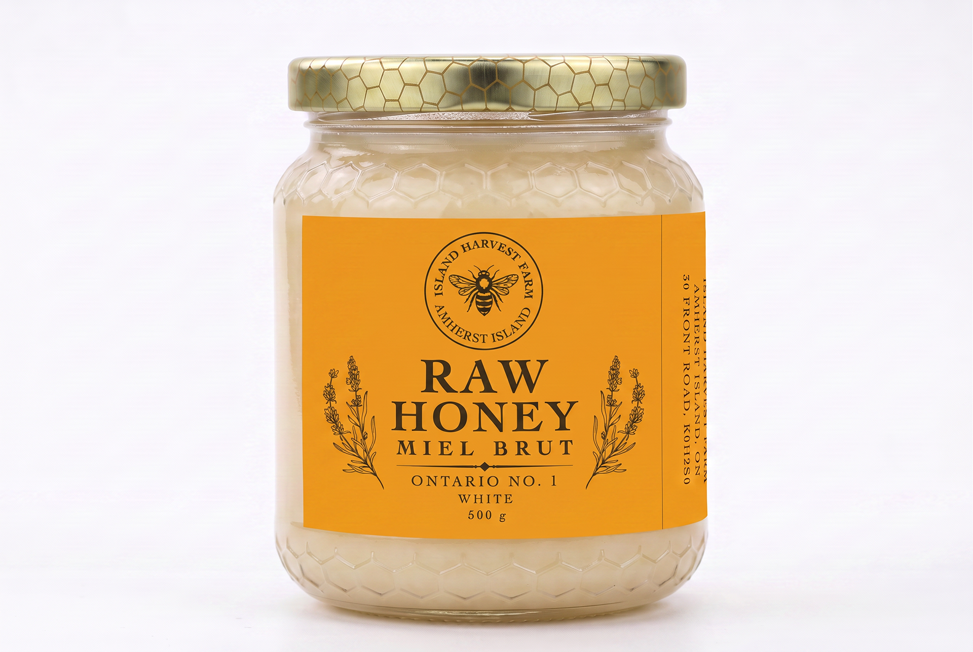 Mockup of the white honey jar and packaging.