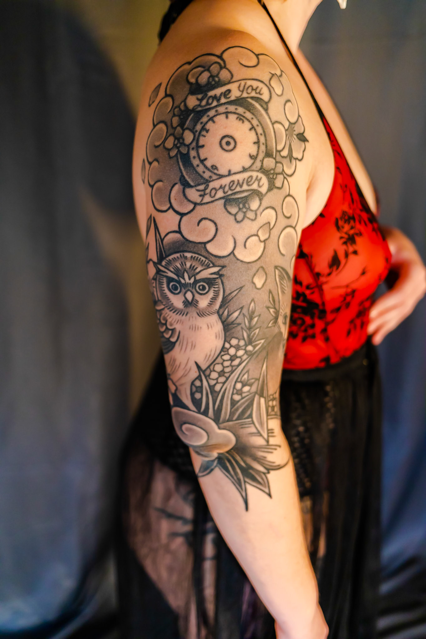 This piece started as just the clock without hands. My mom and I got that matching tattoo years ago as a representation of the story book she used to read to my brother and I before bed. "Love you forever" is a book about a mother taking care of her baby throughout childhood and adulthood. The story ends with the child carrying his mother and repeating those words to his mom "love you forever, like you for always, as long as you're with me, my mommy you'll be." It always makes us cry like little babies. Pt1.