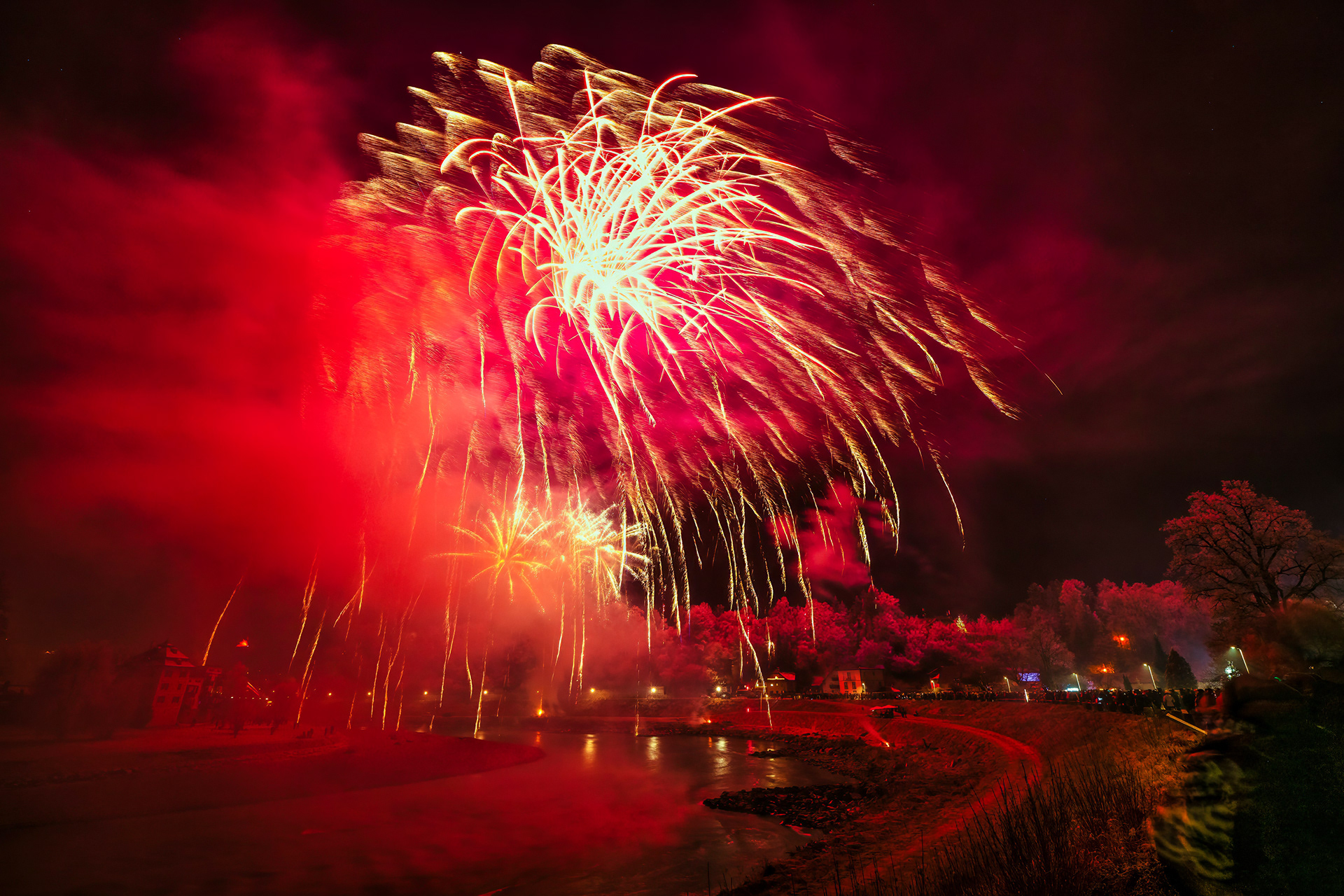 Silvesterfeuerwerk über Oberndorf und Laufen 2024