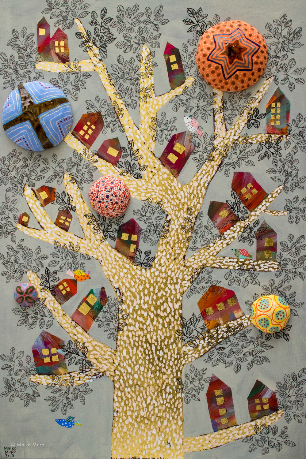 ふゆのあかり / 陶、アクリル、インク、金箔、モデリングペースト、紙、木パネル / 43.5 x 40.3 x 3 cm / 2017 winter light / ceramic, gold leaf, ink, acrylic and modeling paste on wooden panel / 60.6 x 41 x 5 cm / 2018