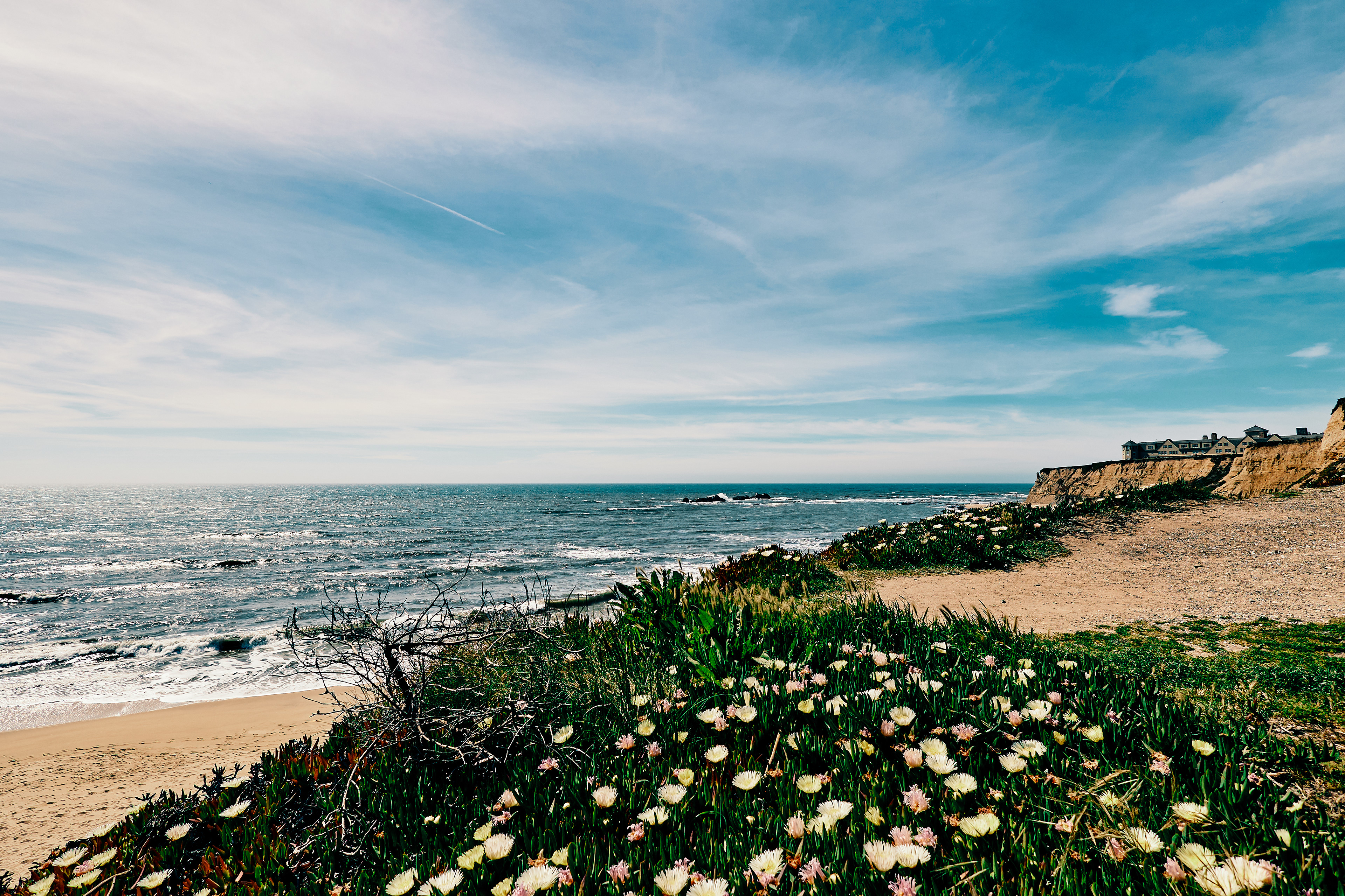 Half Moon Bay - April 2023. Canon EOS R6 | Canon RF 16mm F2.8 STM